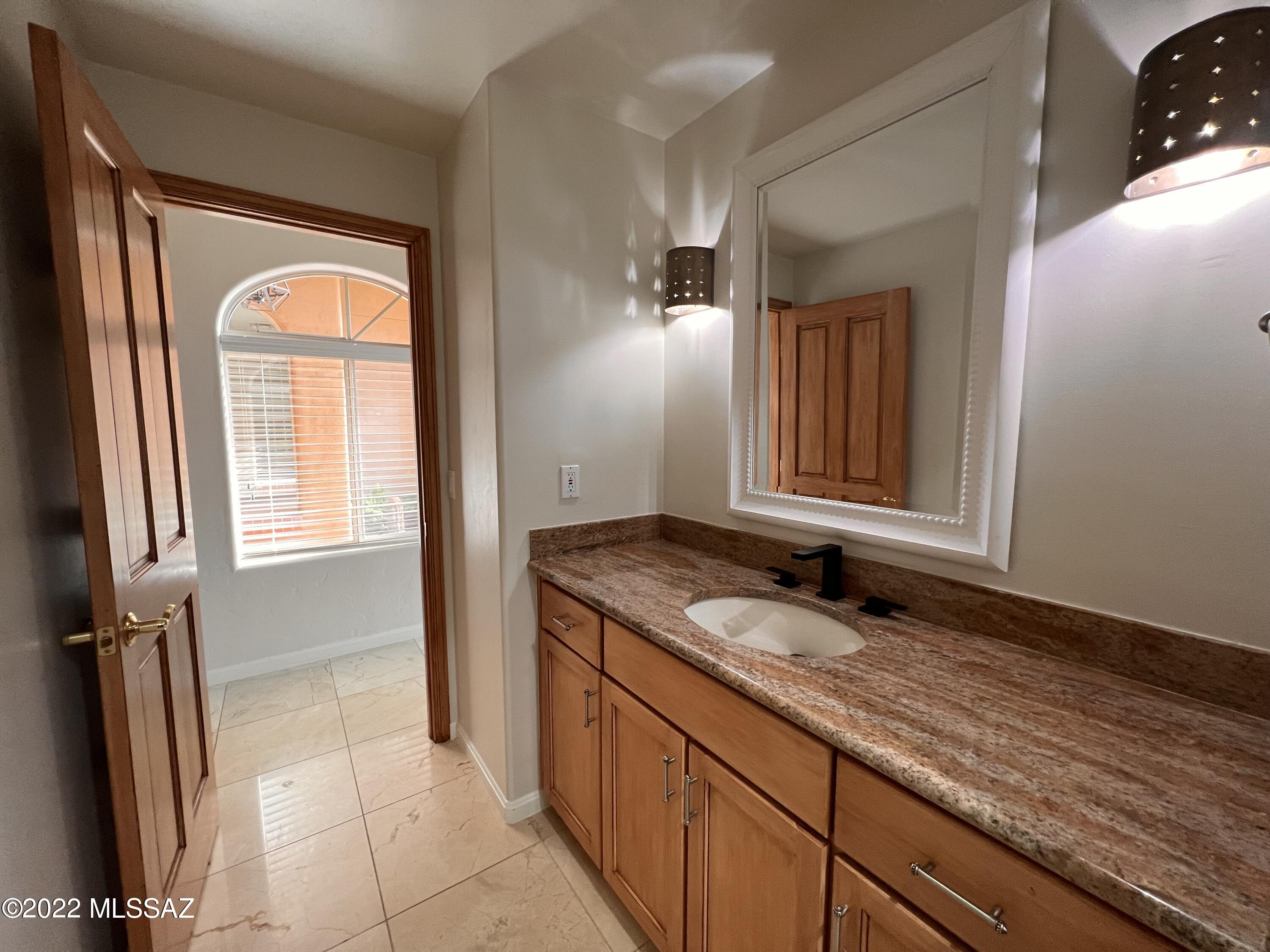 Ventana Canyon Estates (1-63) - Residential Lease