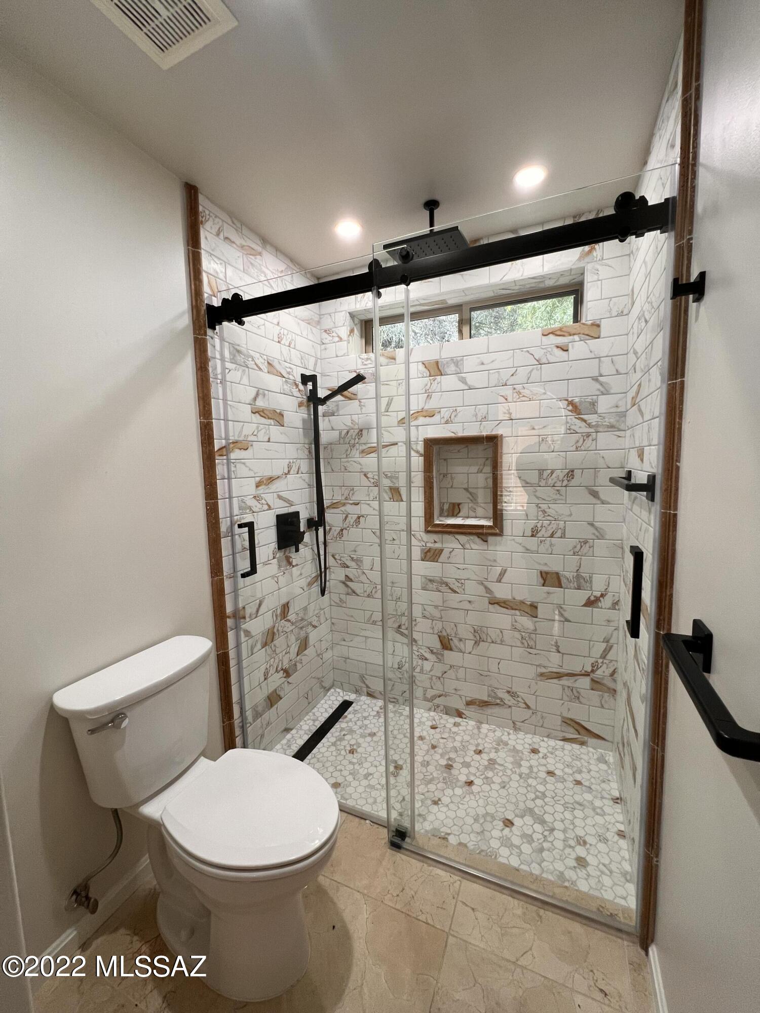 Ventana Canyon Estates (1-63) - Residential Lease