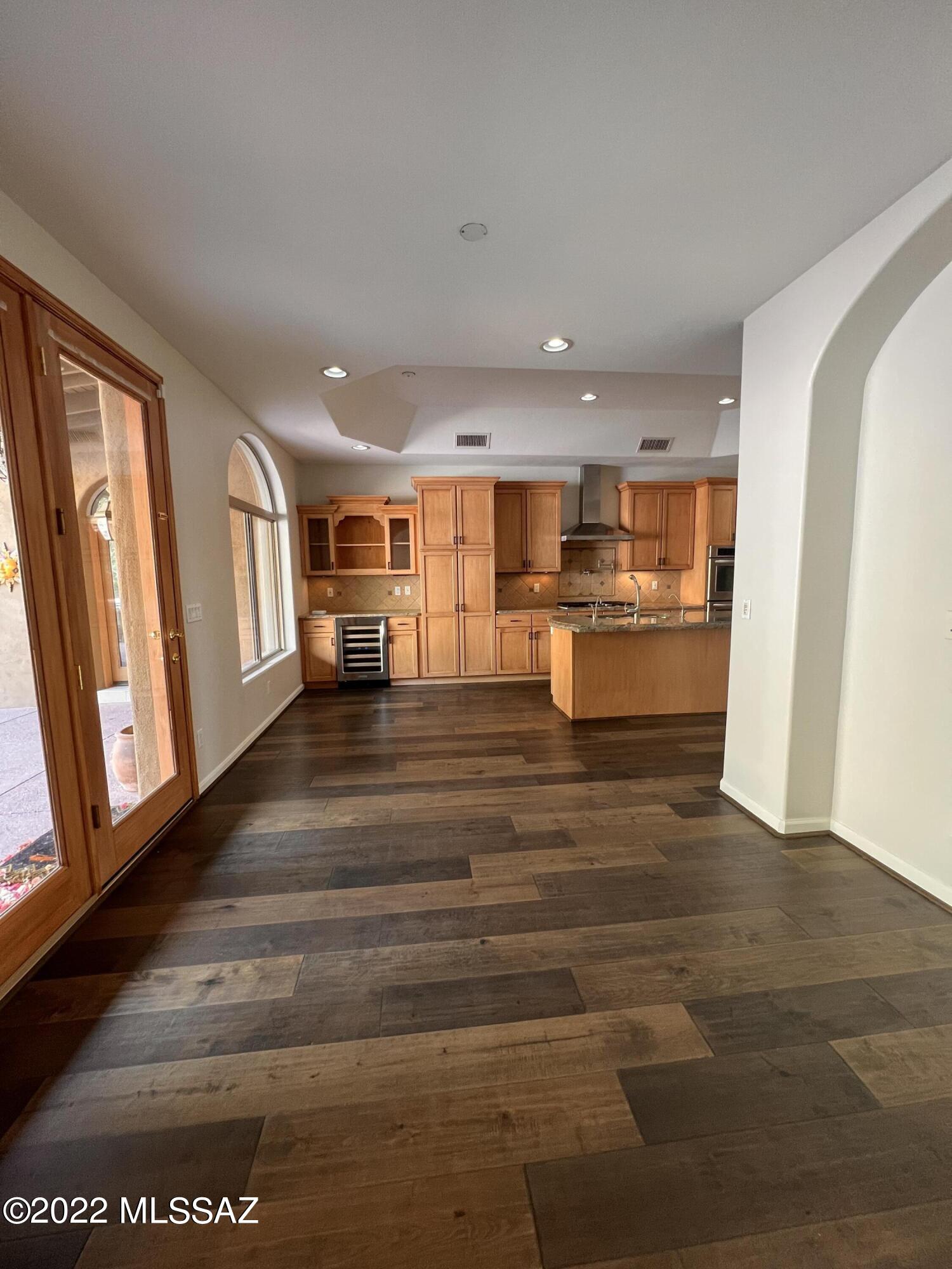 Ventana Canyon Estates (1-63) - Residential Lease