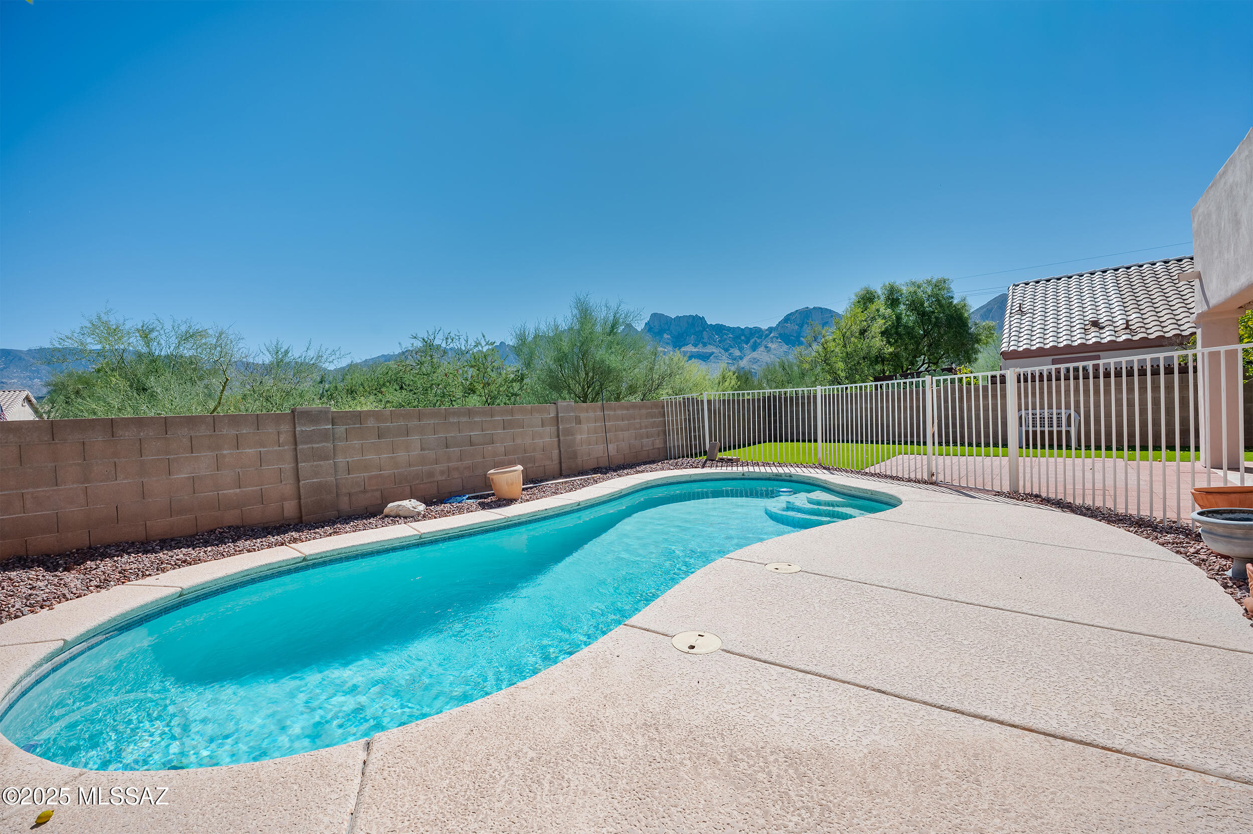 Catalina Shadows Estates (69-540) - Residential