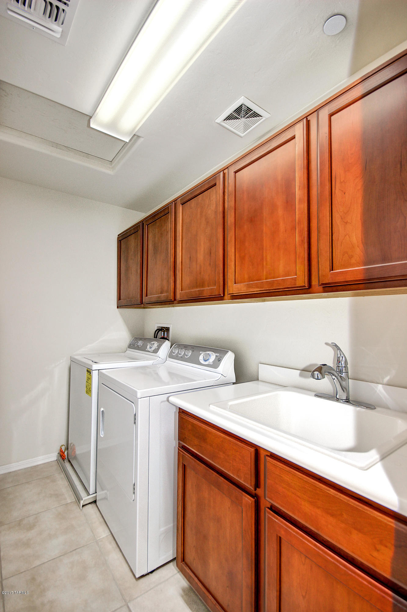 Sierra Morado Unit 2 East - Residential