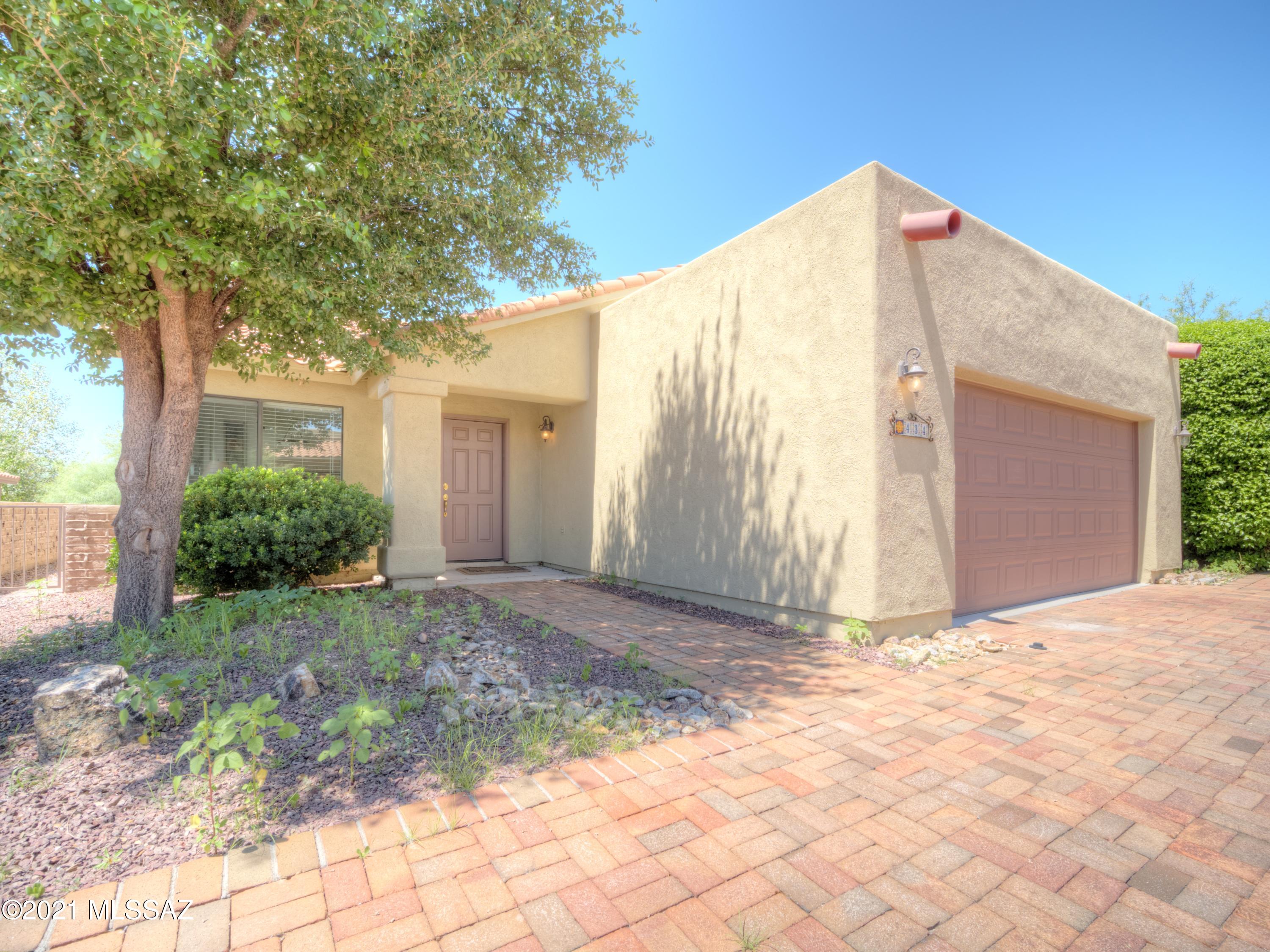 Casitas De Anza - Residential