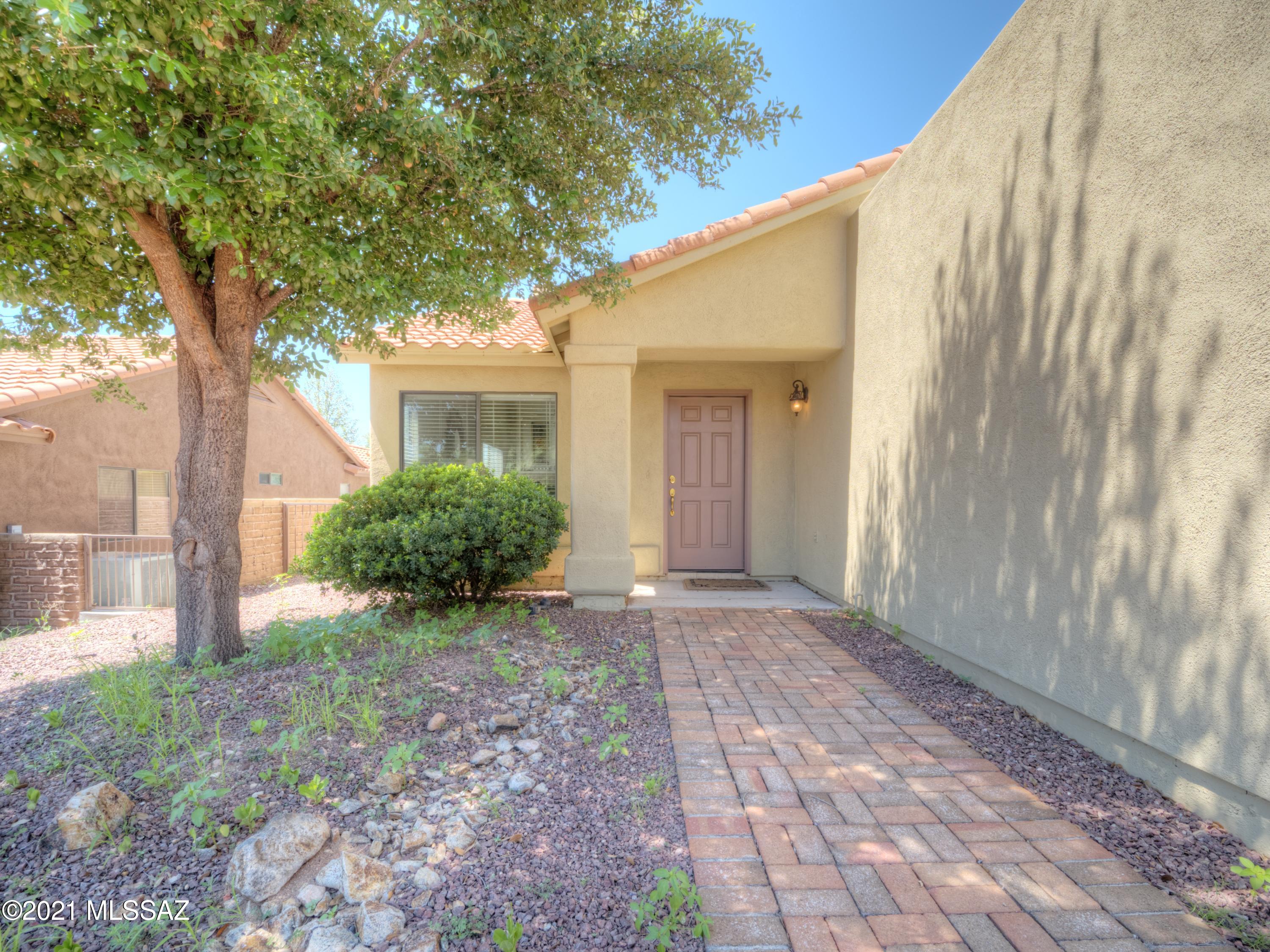 Casitas De Anza - Residential