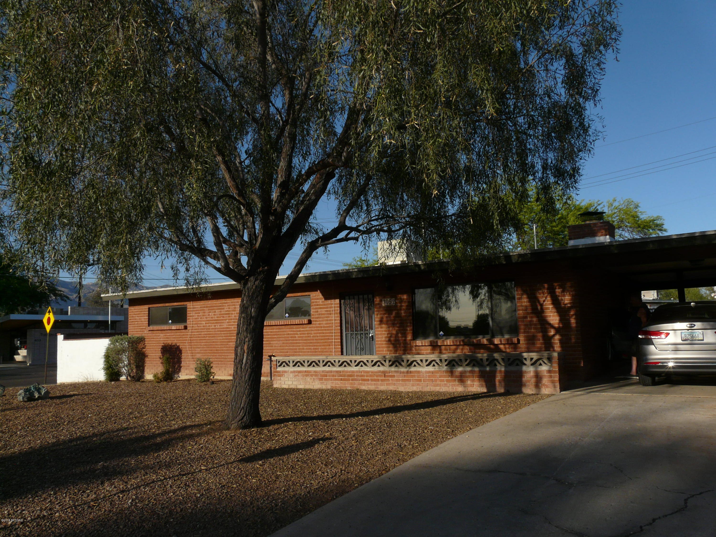 Madson Manor - Residential Lease