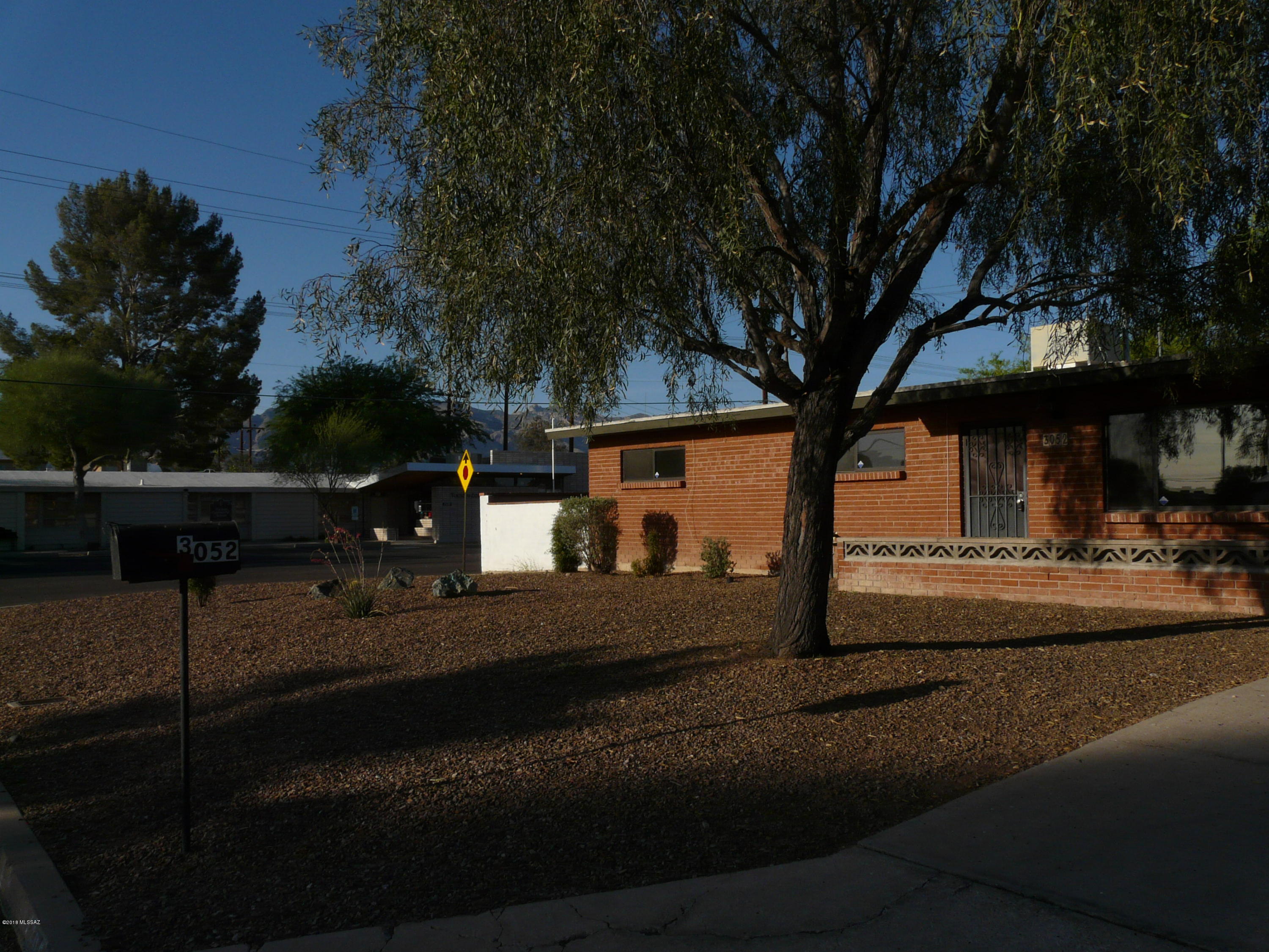 Madson Manor - Residential Lease
