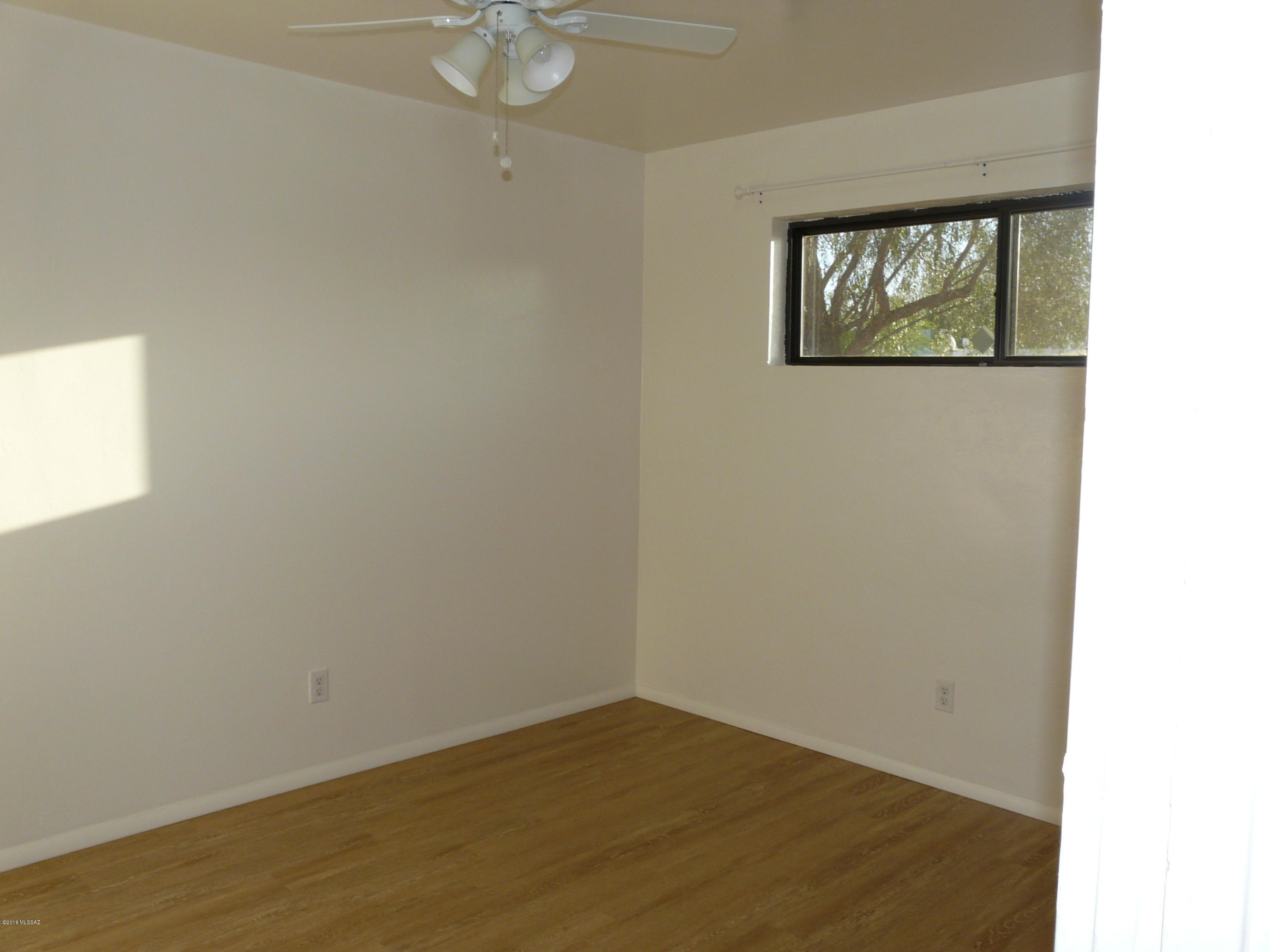 Madson Manor - Residential Lease