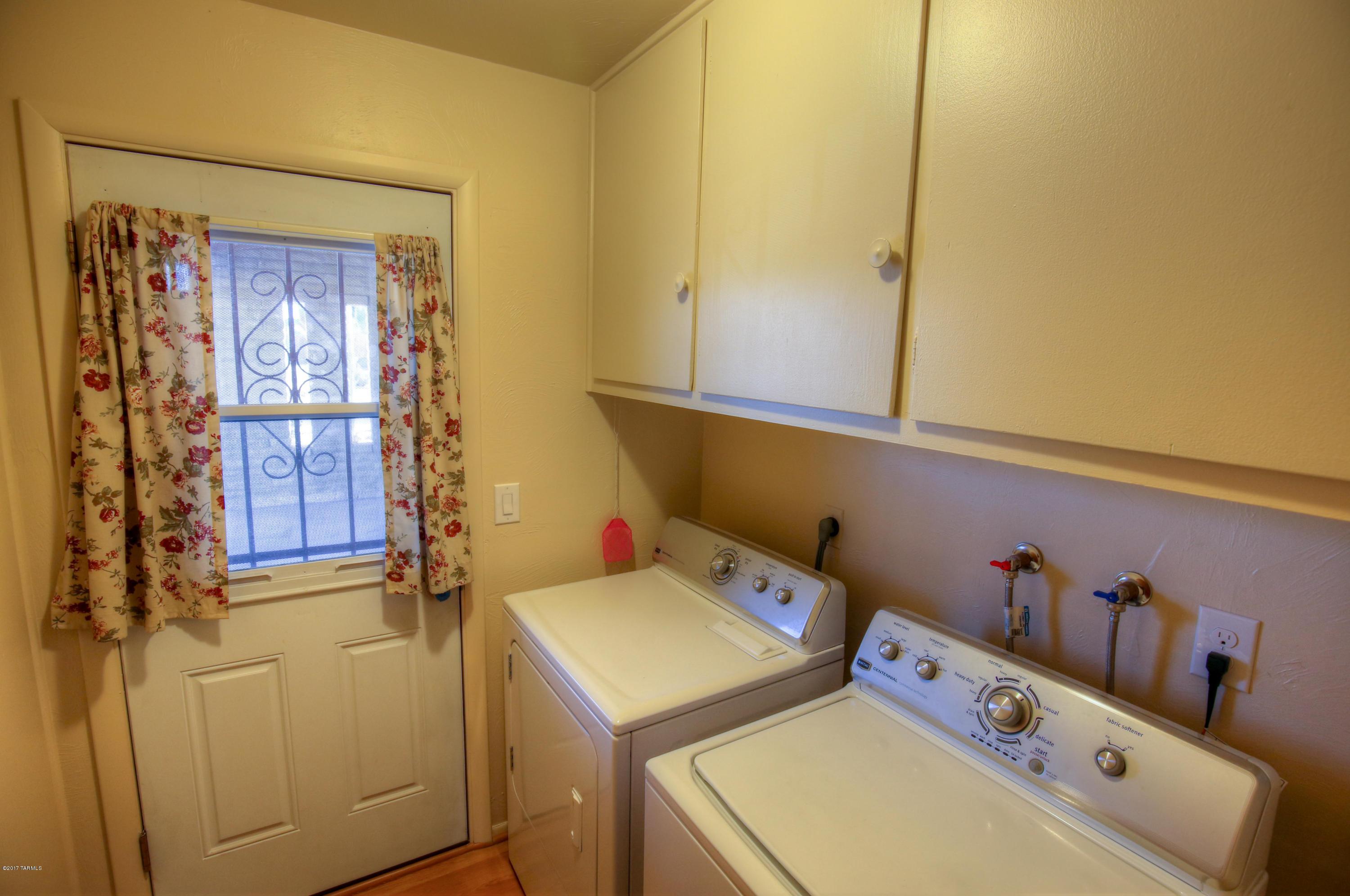 Rolling Hills NO. 3 - Residential Lease