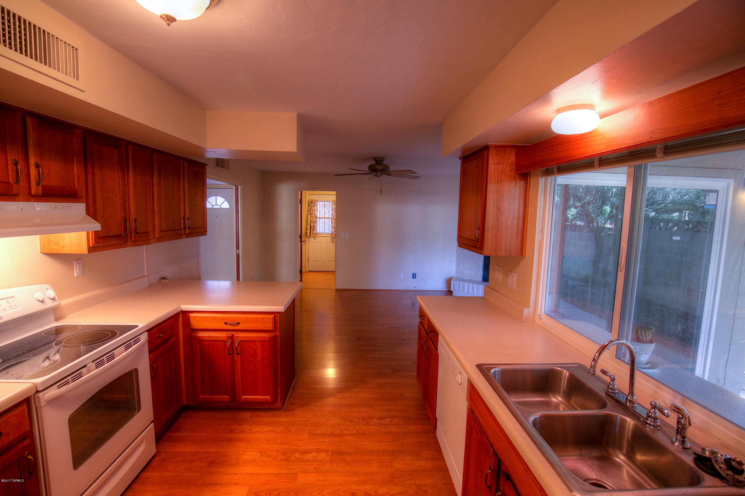 Rolling Hills NO. 3 - Residential Lease