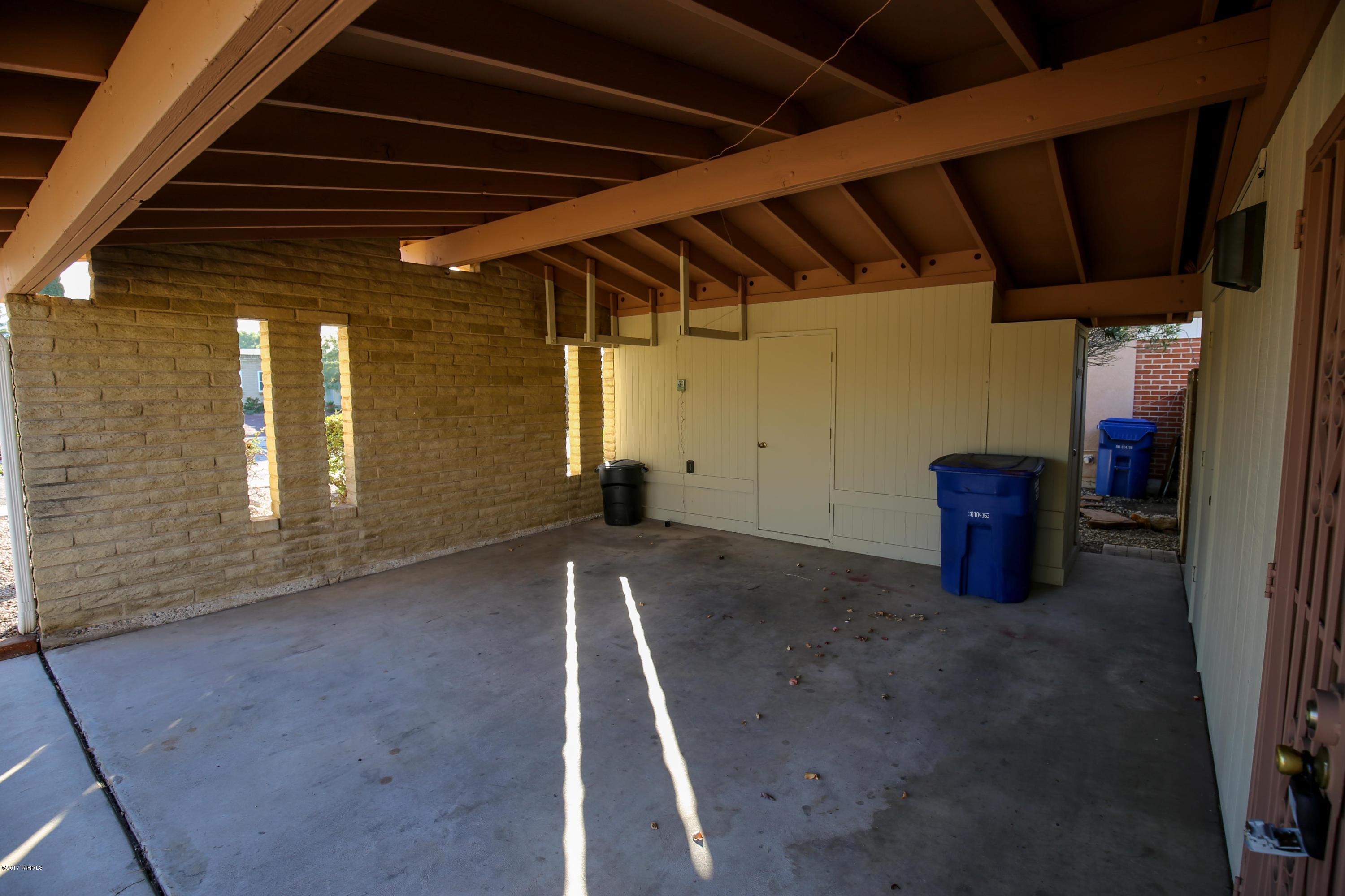 Rolling Hills NO. 3 - Residential Lease