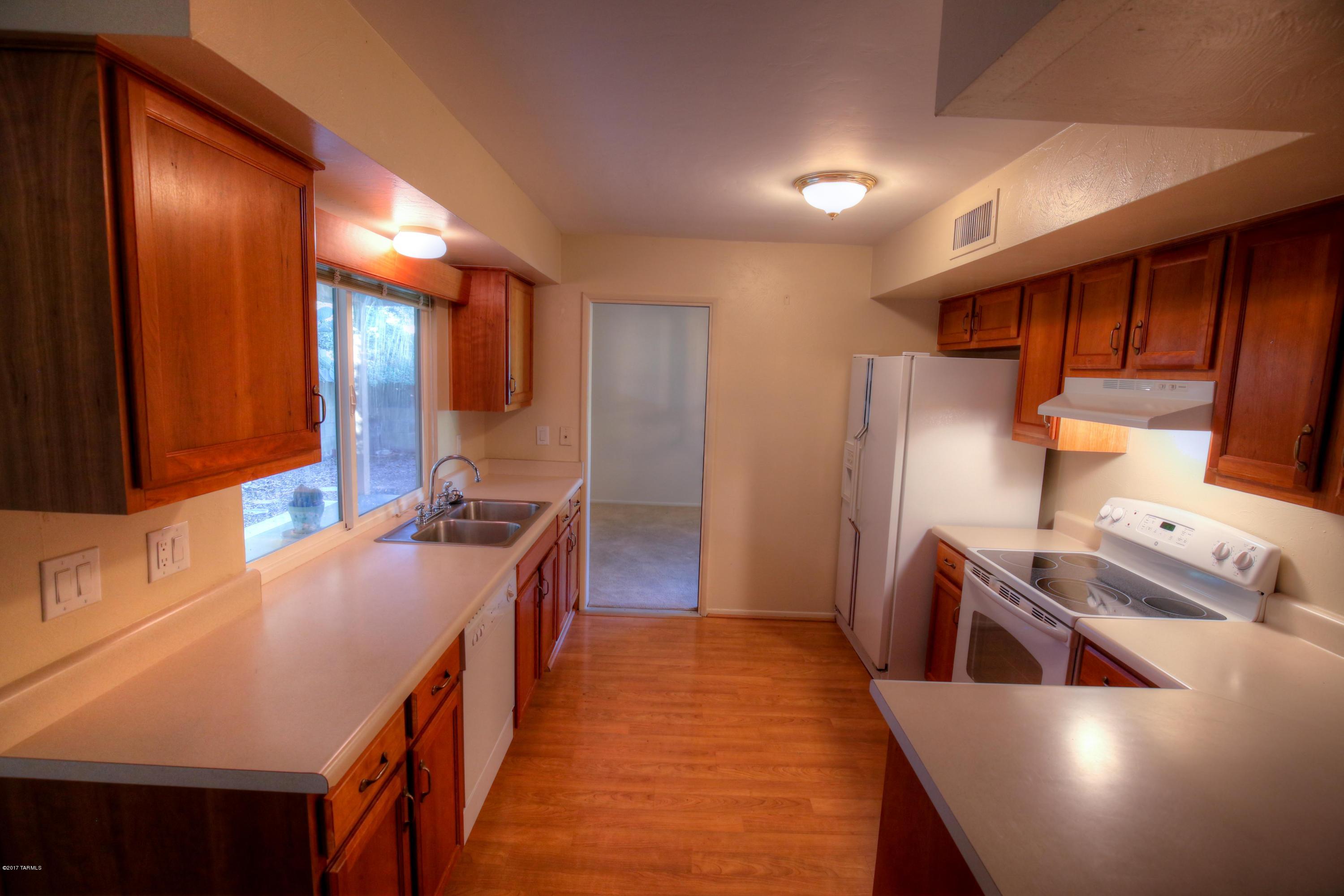 Rolling Hills NO. 3 - Residential Lease