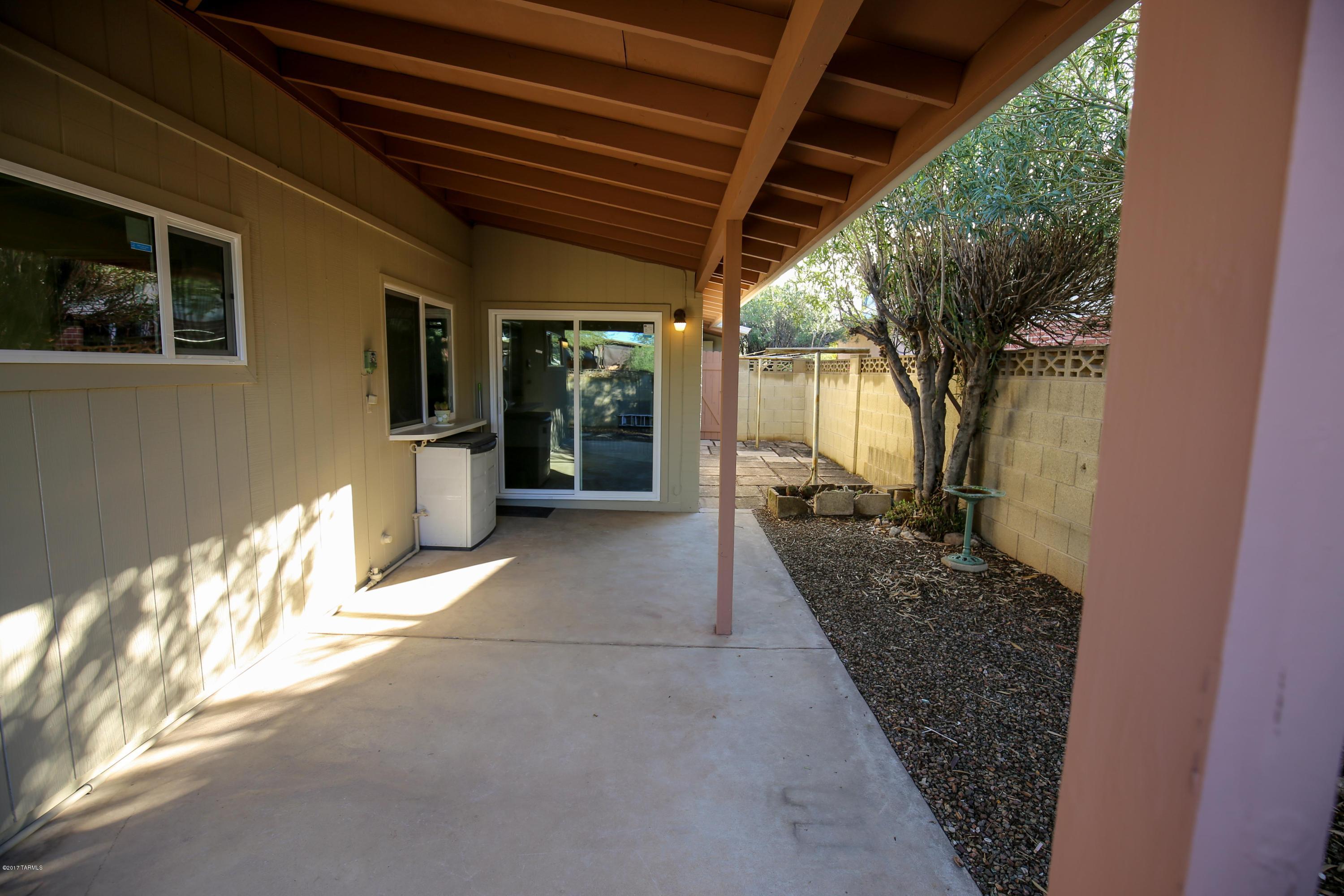 Rolling Hills NO. 3 - Residential Lease
