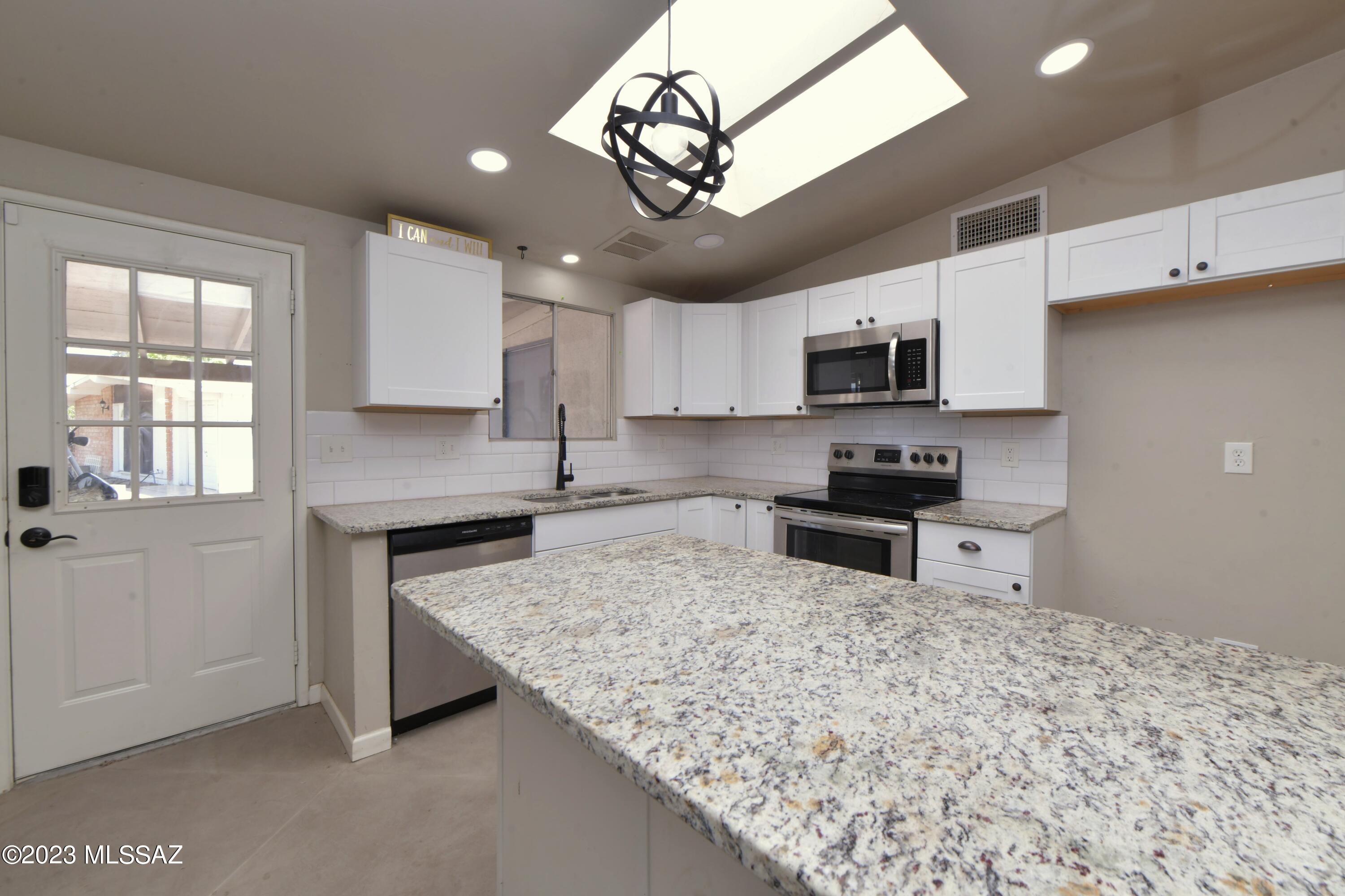 Cloud Ridge East - Residential