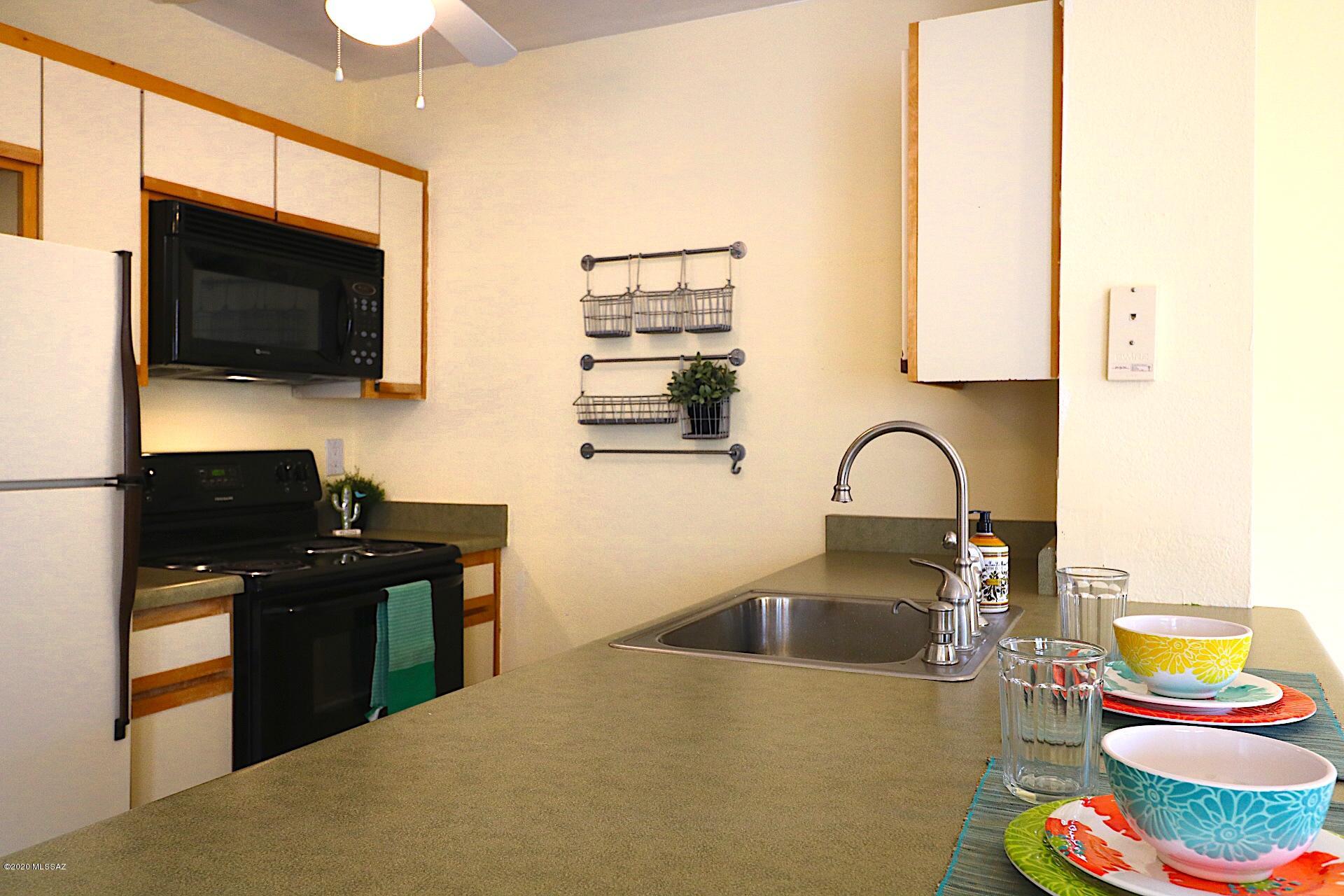 Coronado Place Condominiums II (Units 37-158) - Residential