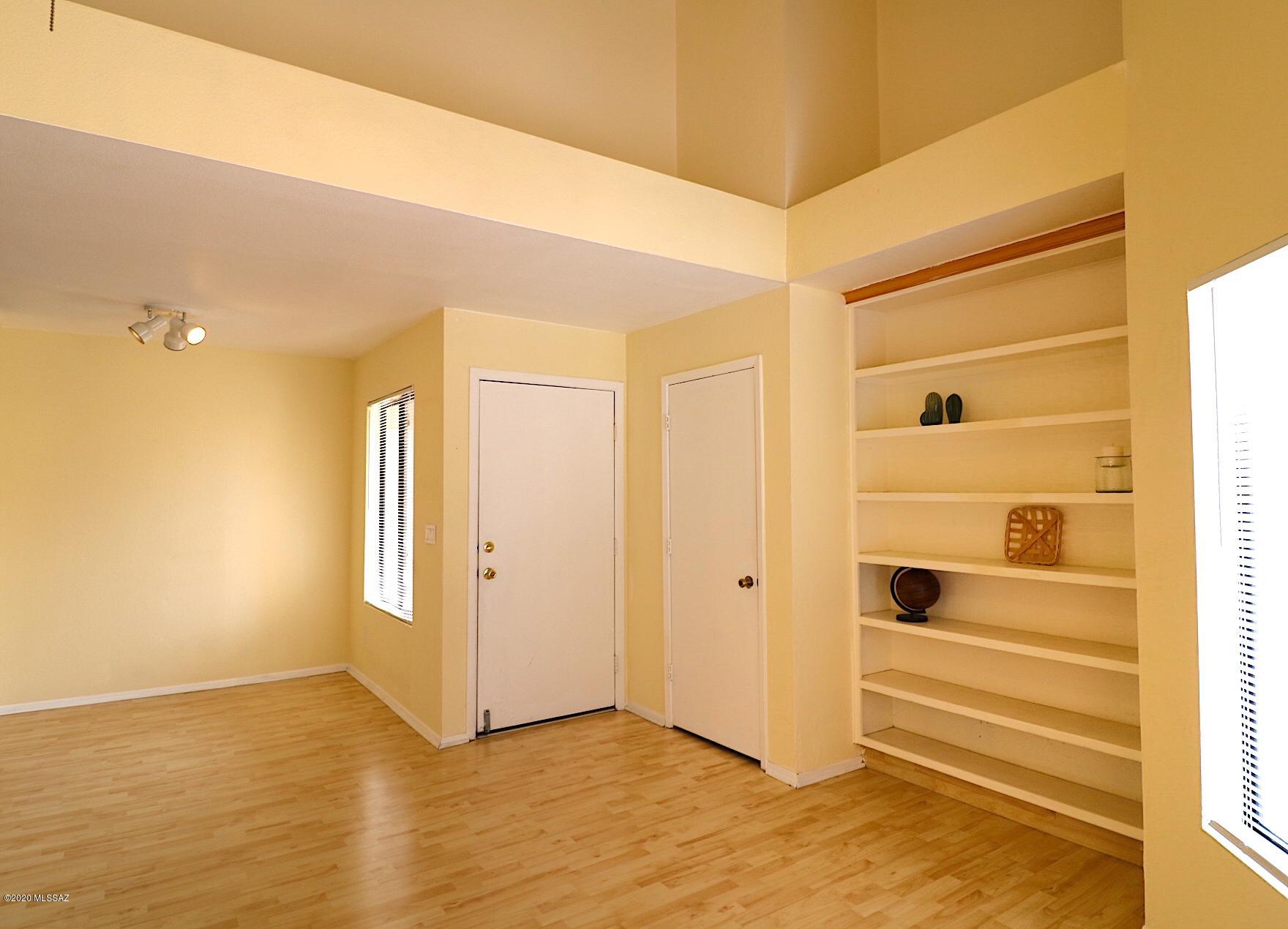 Coronado Place Condominiums II (Units 37-158) - Residential