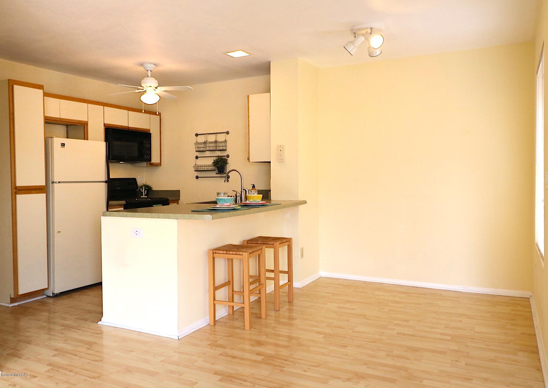 Coronado Place Condominiums II (Units 37-158) - Residential