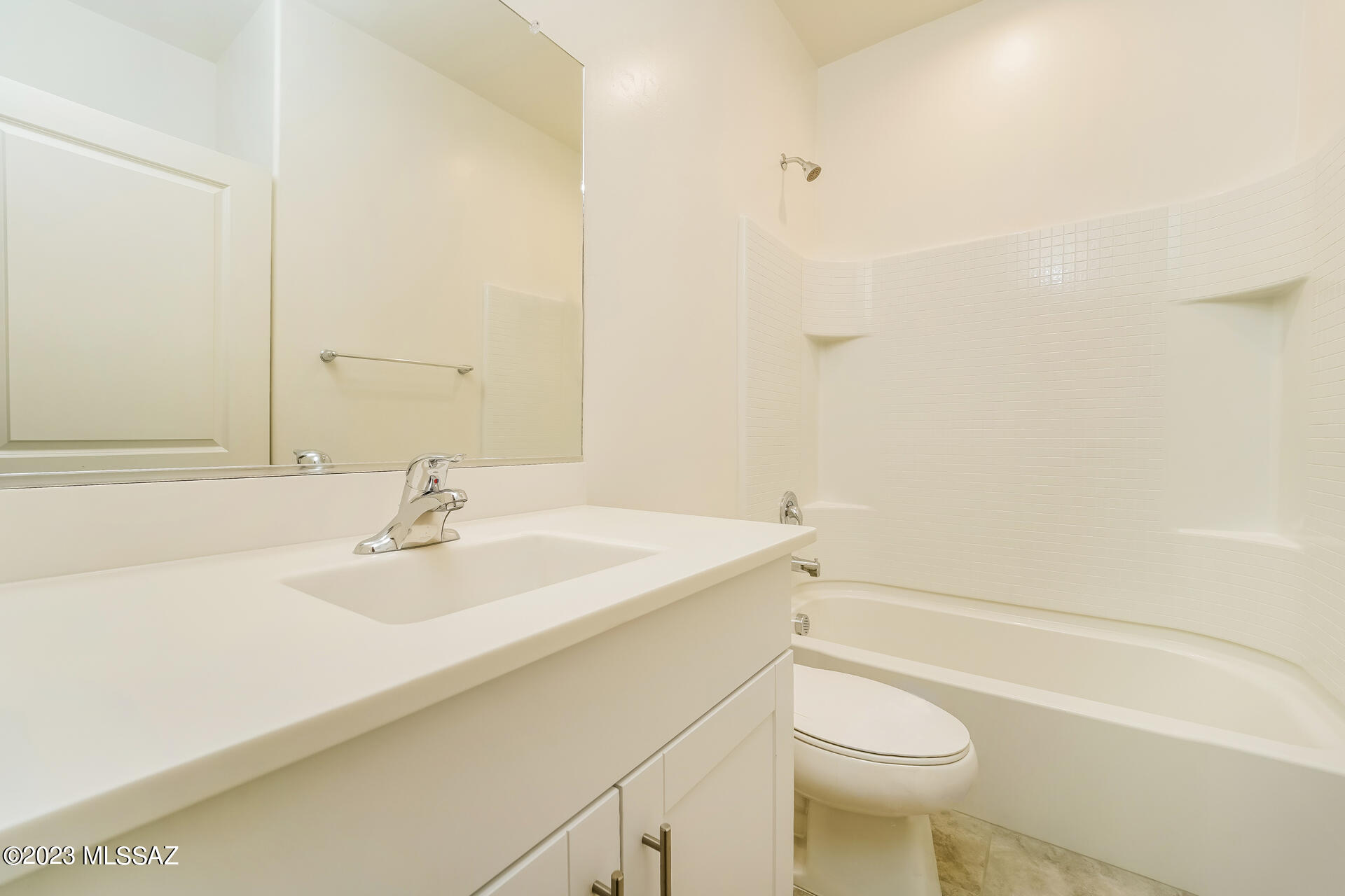 Gladden Farms BLK 10 (1-84) - Residential Lease