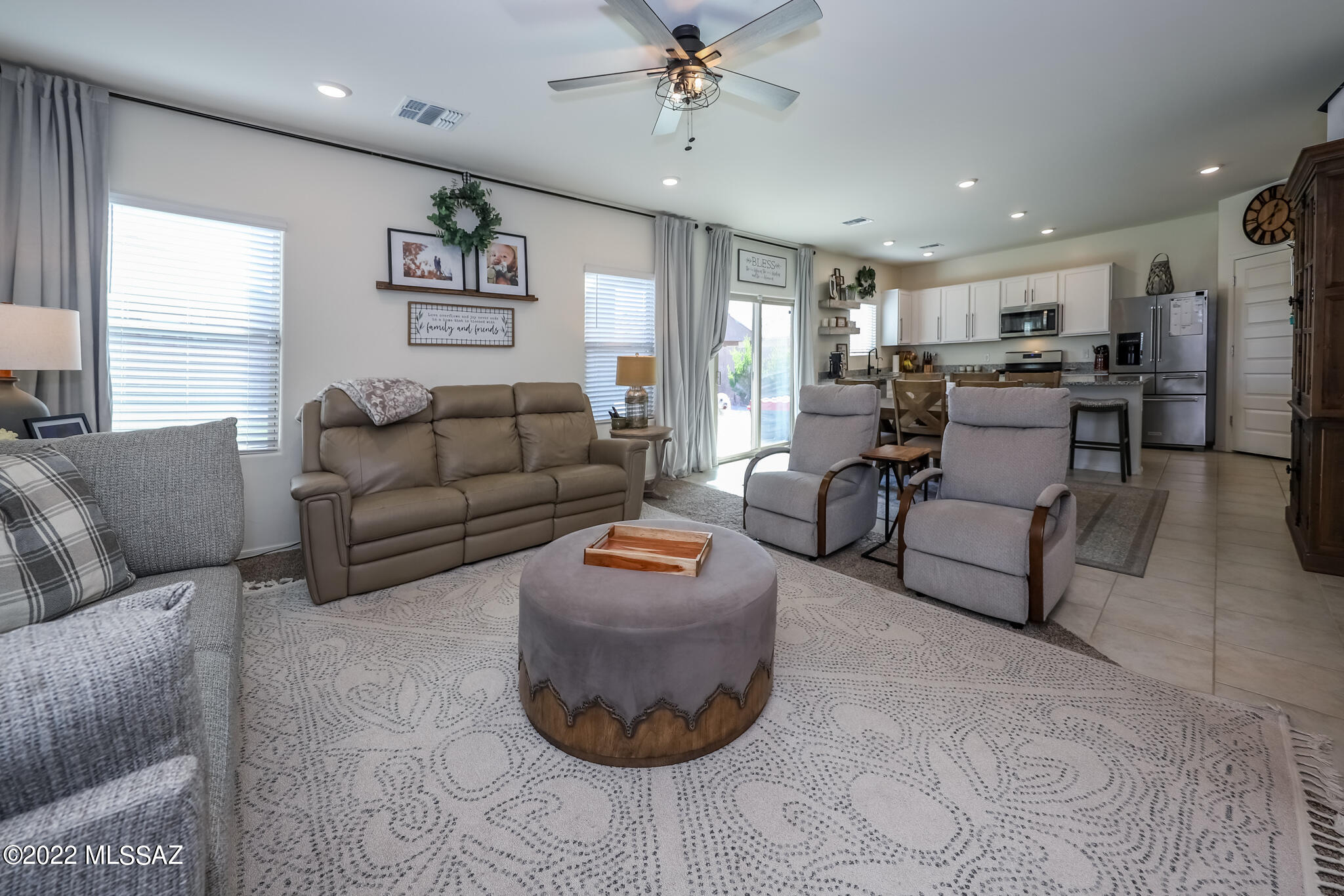 Saguaro Bloom SQ20180540069 - Residential