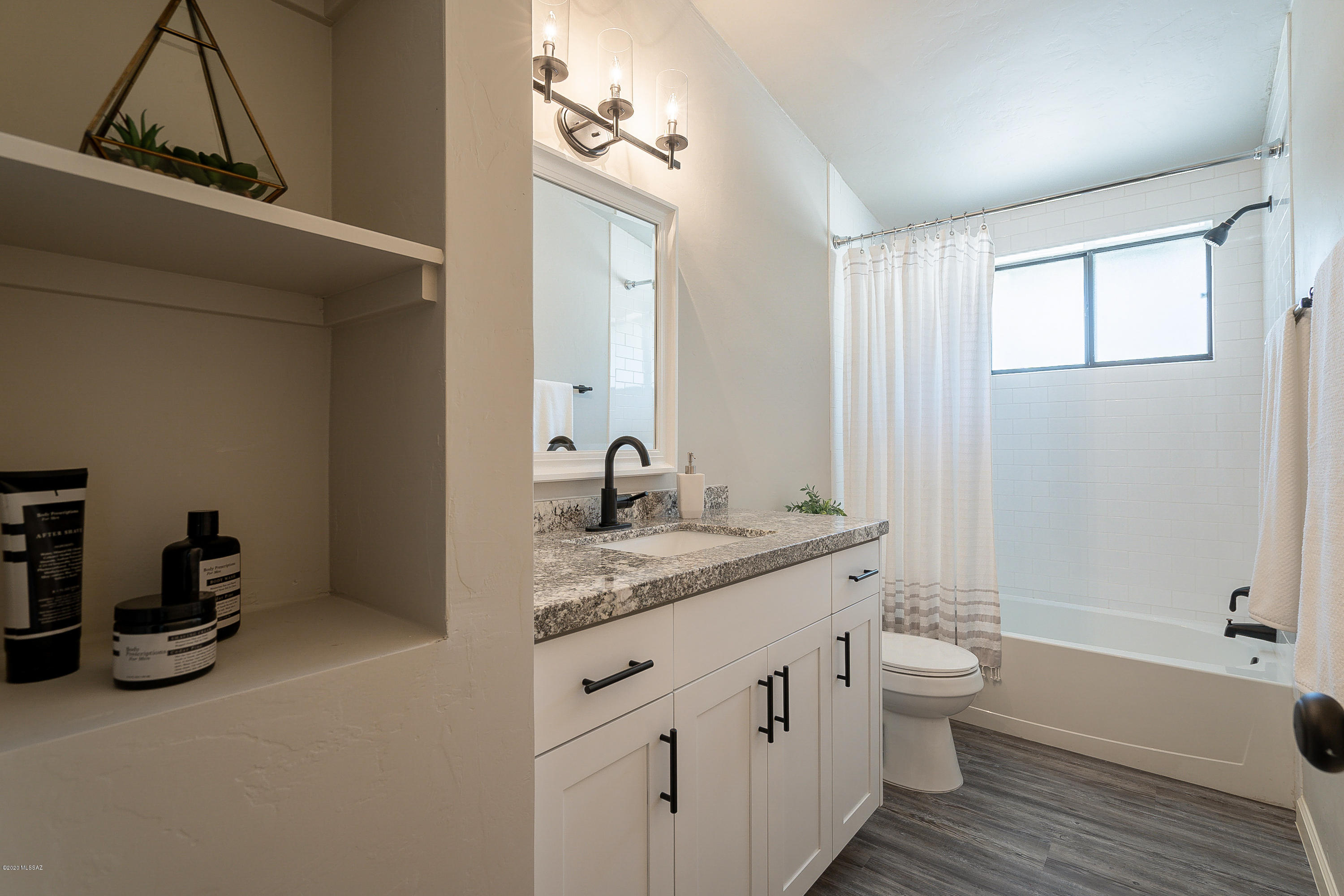 Casas Adobes Park (416-540) - Residential
