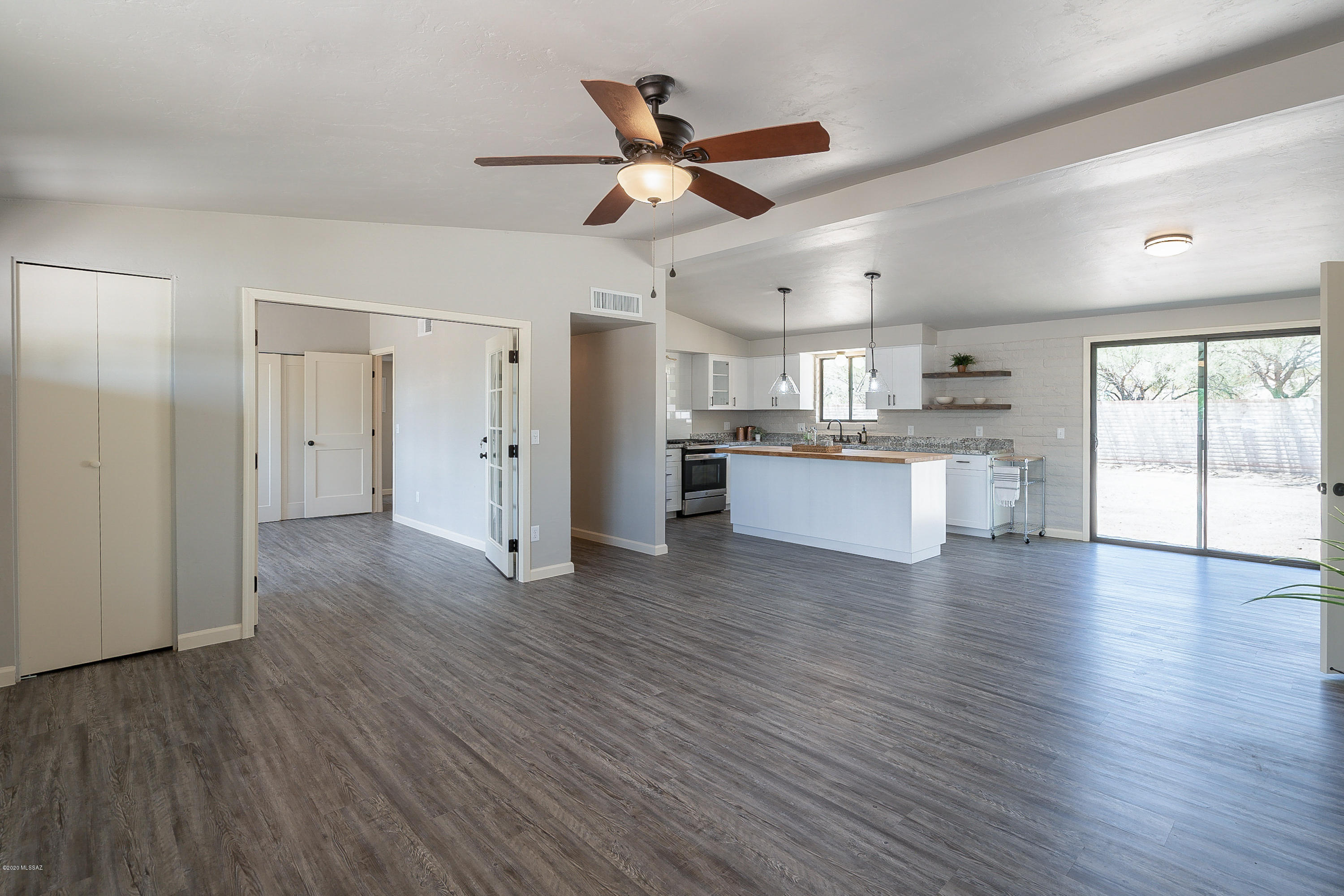 Casas Adobes Park (416-540) - Residential