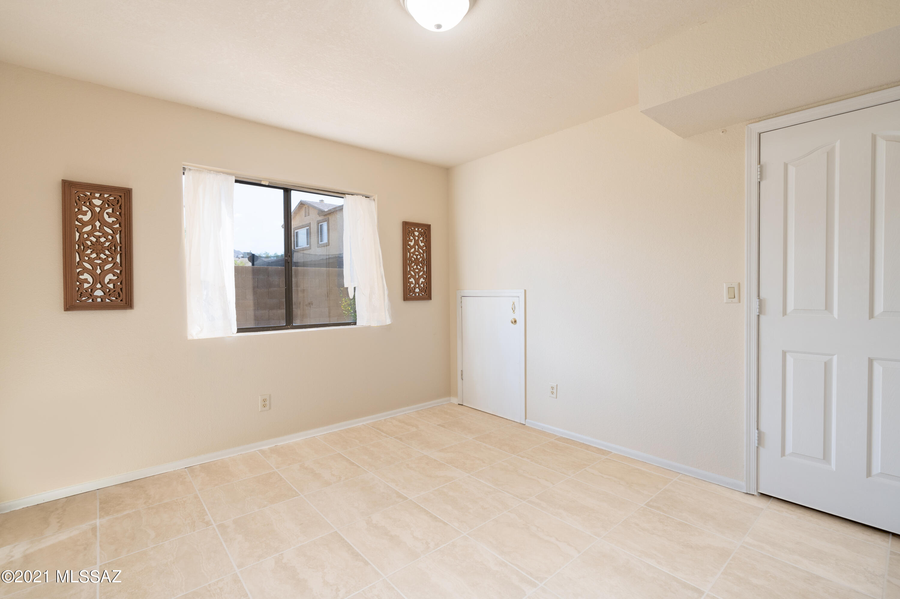 Mission West (1-370) - Residential