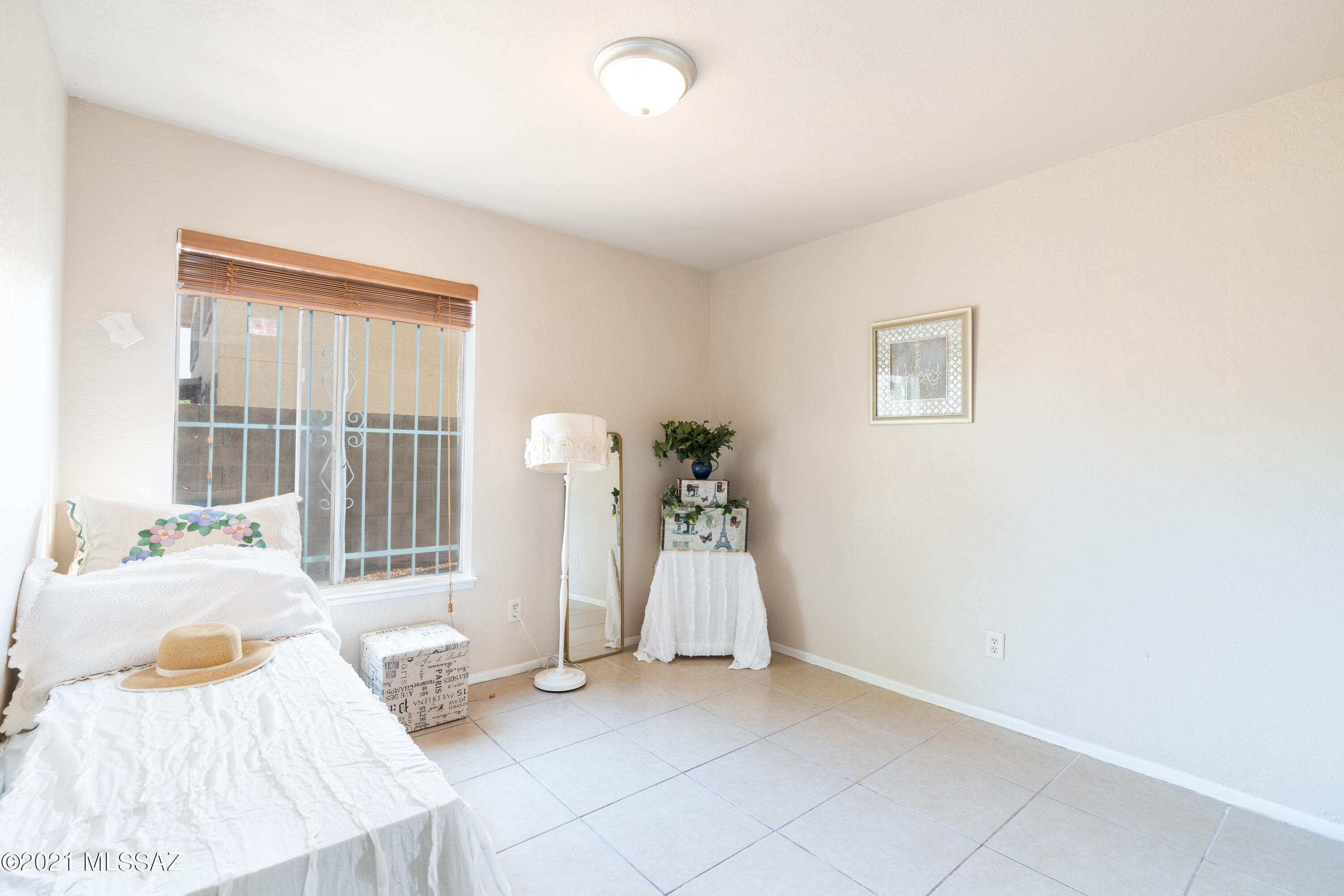 Mission West (1-370) - Residential