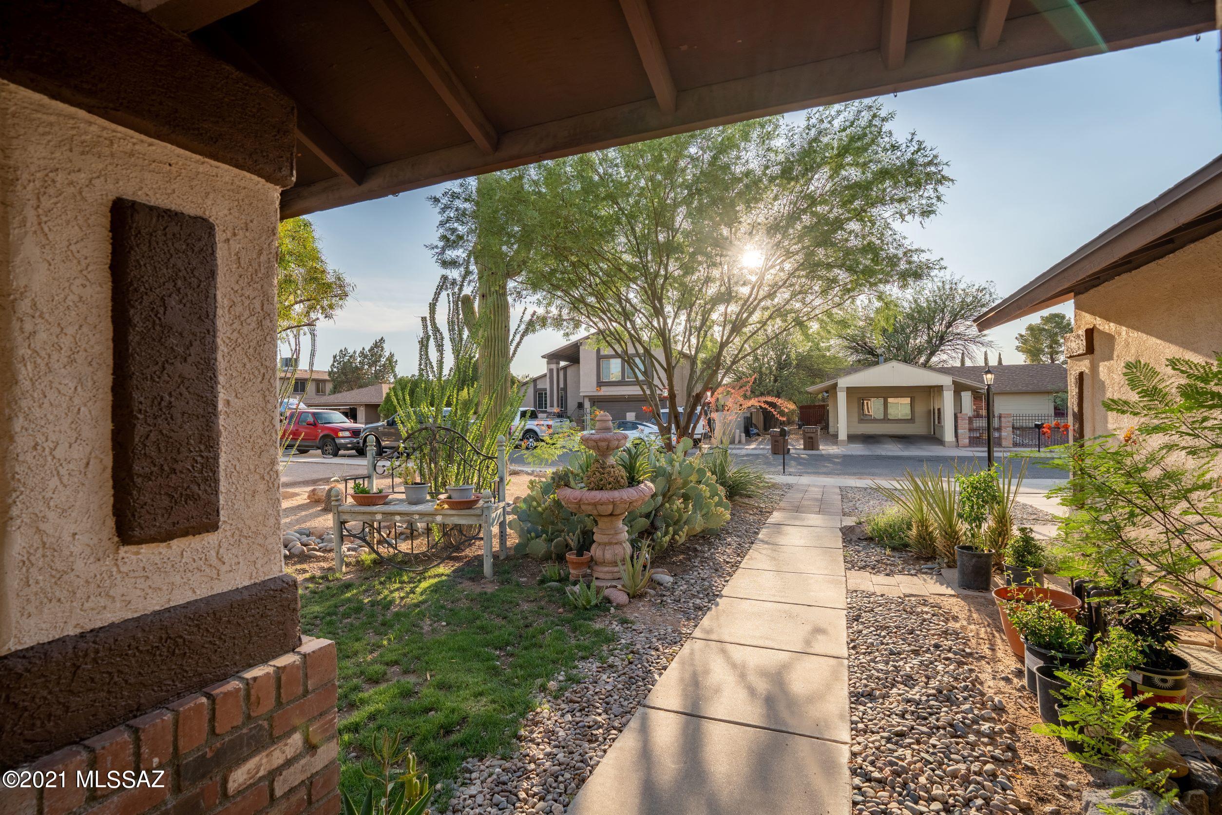 Mission West (1-370) - Residential