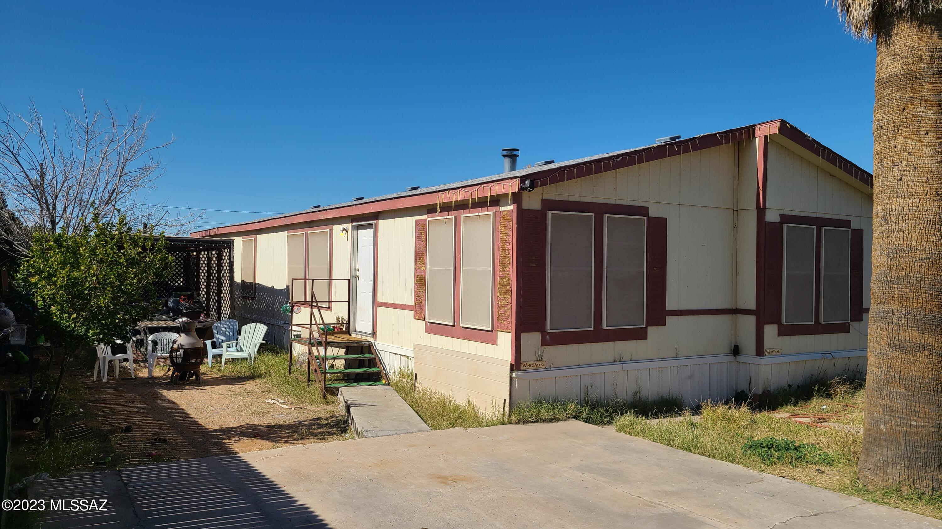 Los Ranchitos Number 8 - Residential