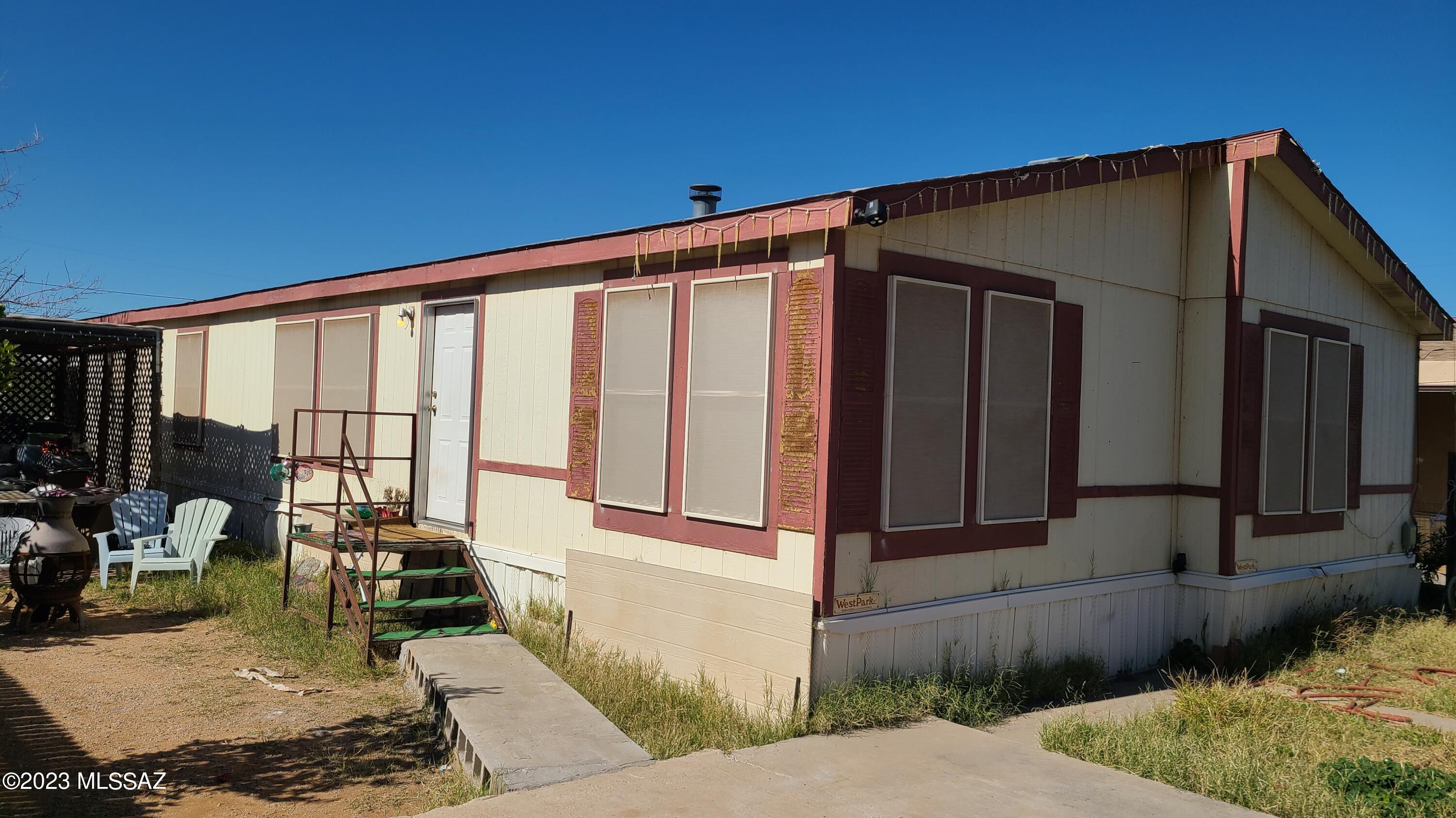 Los Ranchitos Number 8 - Residential