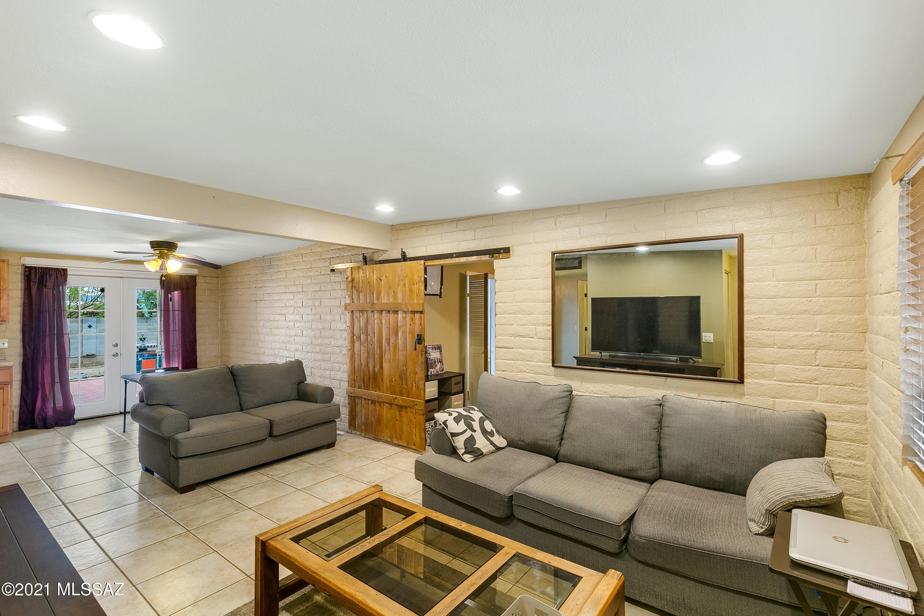 Casas Adobes Park (277-415) - Residential
