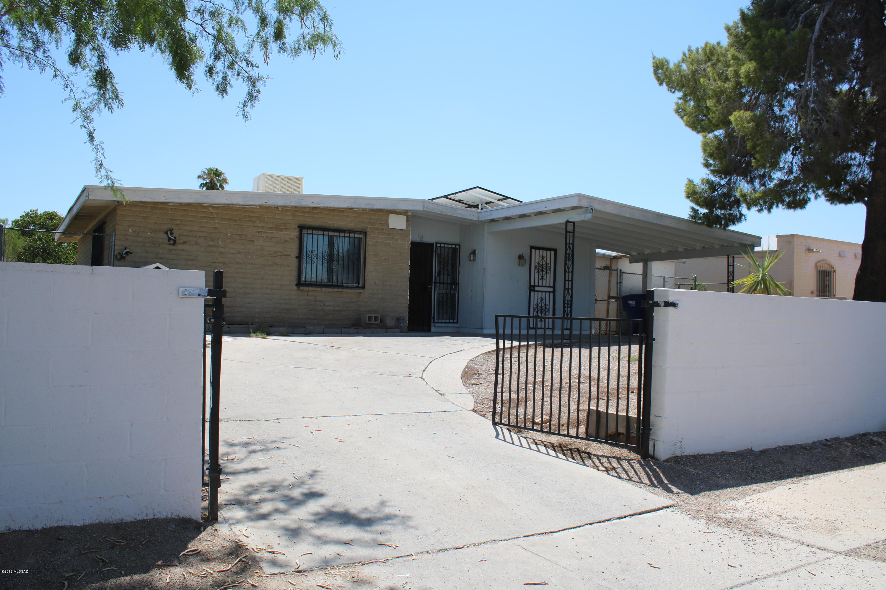 Mission Manor NO. 5 - Residential