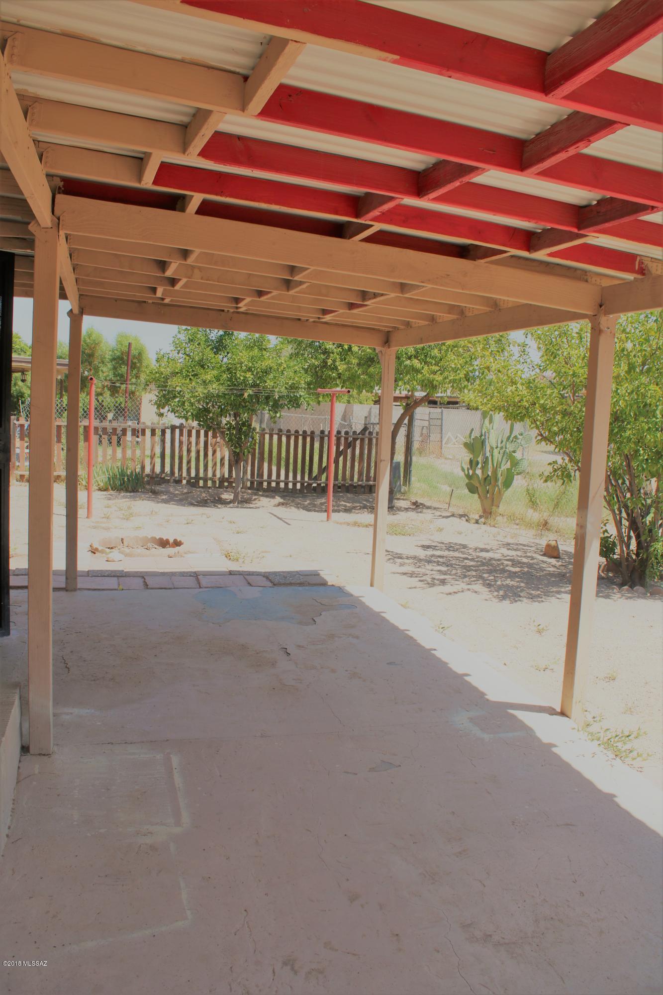 Mission Manor NO. 5 - Residential