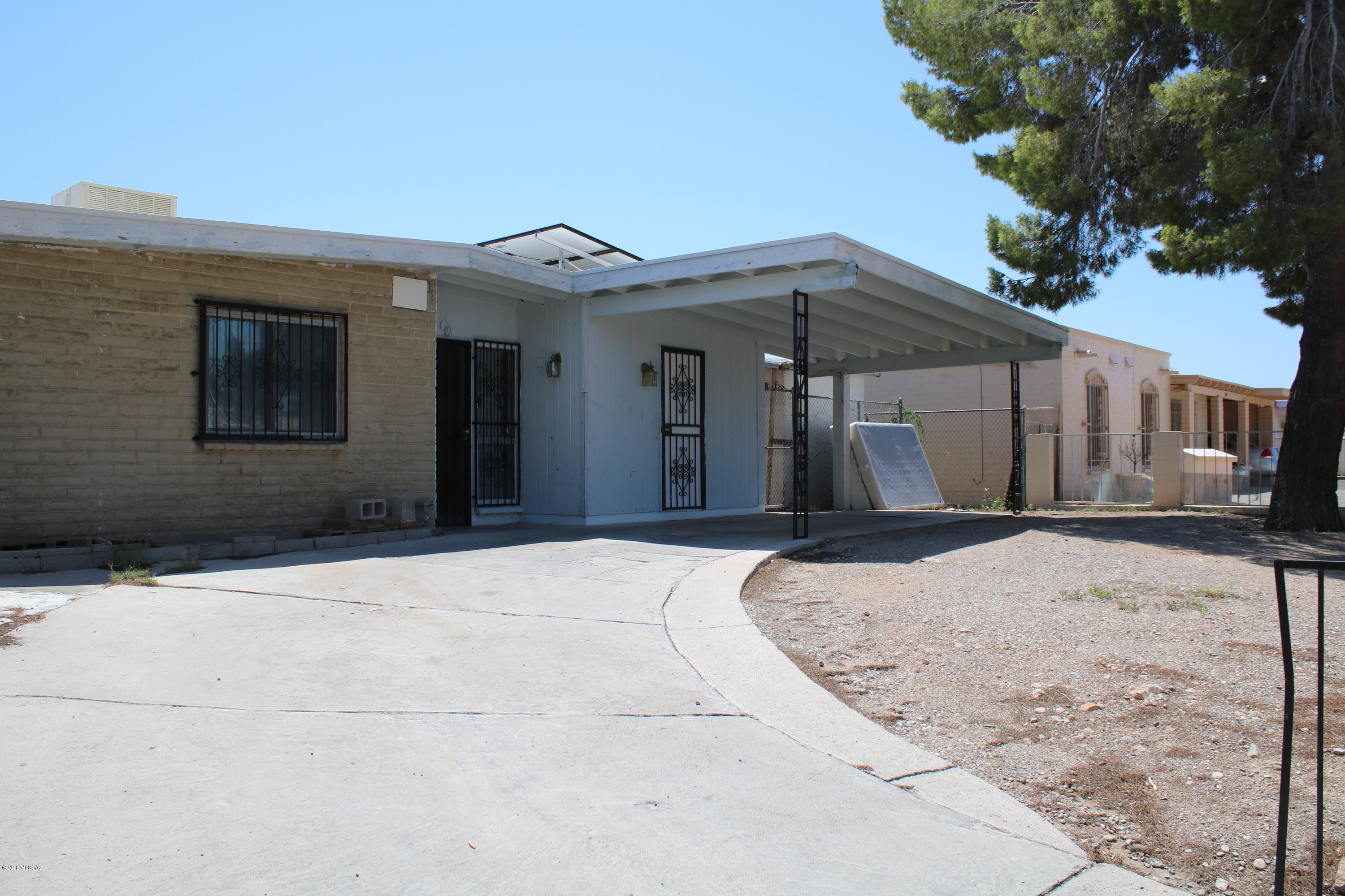 Mission Manor NO. 5 - Residential