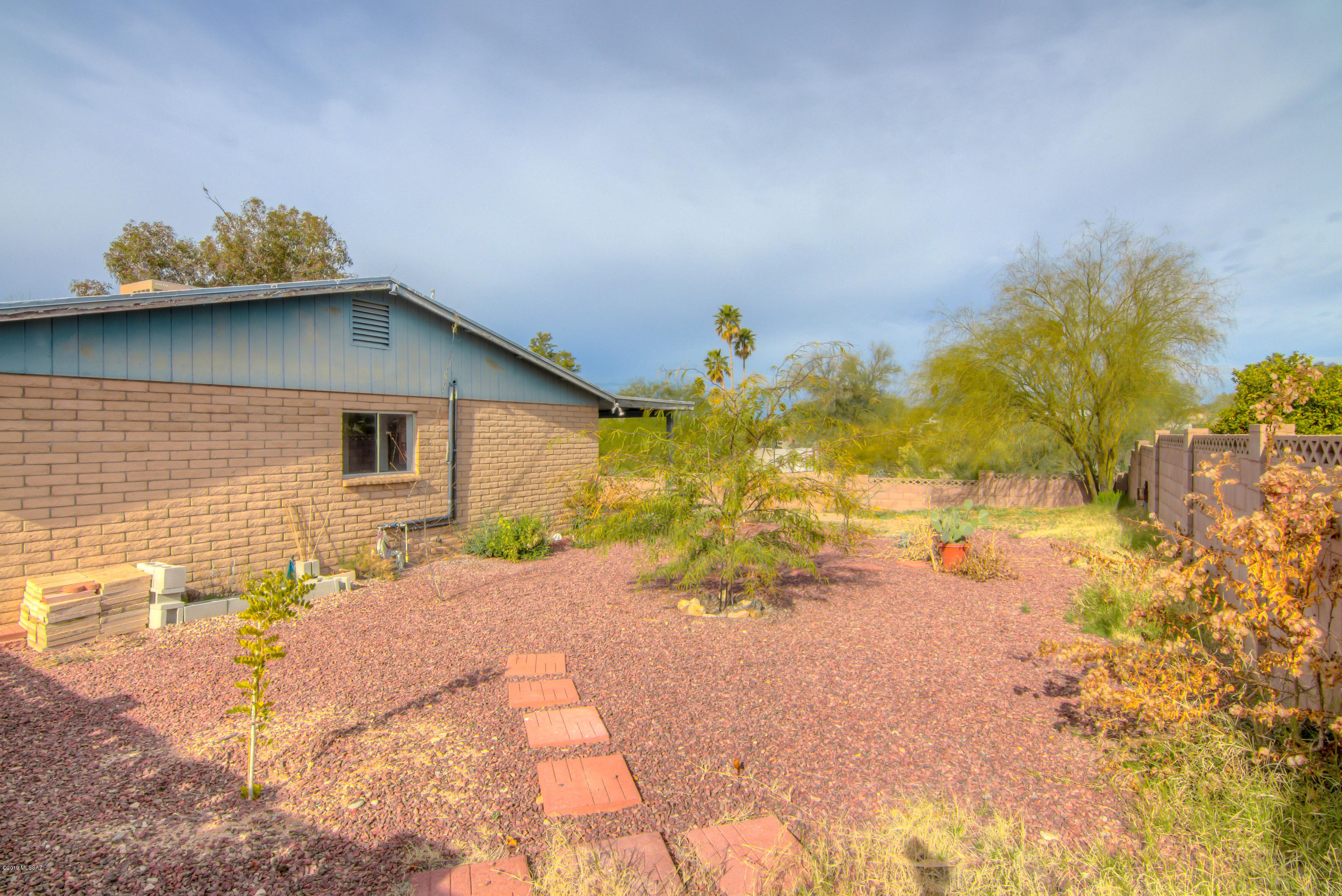 Orangewood Estates (375-439) - Residential