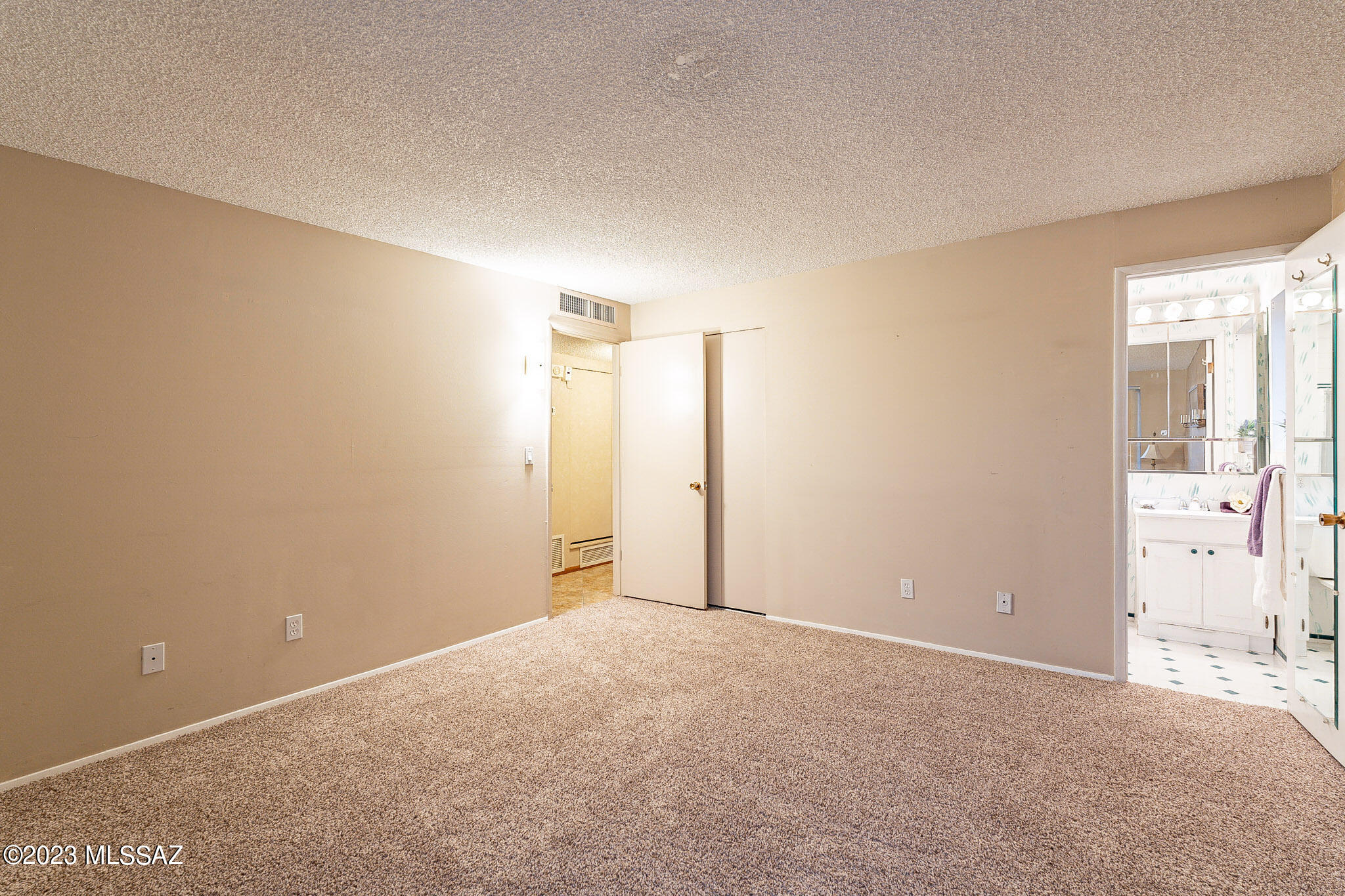 Carriage Hill NO. 4 (433-524) - Residential