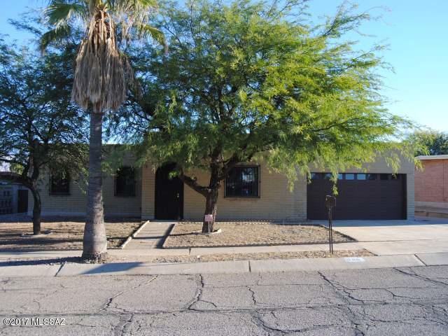 PRICE REDUCED!!! Great chance to save thousands with this HUD Home!!! Amazing opportunity on the east side of town close to schools, amenities, and shopping. A must see!!! Buyers will be financially responsible for utility turn on for all inspections and de-winterization and re-winterization of property. Buyers to verify all Information: square footage, number of Bedrooms/Bathrooms, and Property Address per FHA Appraisal. LBP ADD. REQ'D Misc.: PLEASE SEE ATTACHED MLS ADDENDUM FOR DISCLOSURES AND REPAIRS LBP DISCLOSURE MUST BE SUBMITTED.