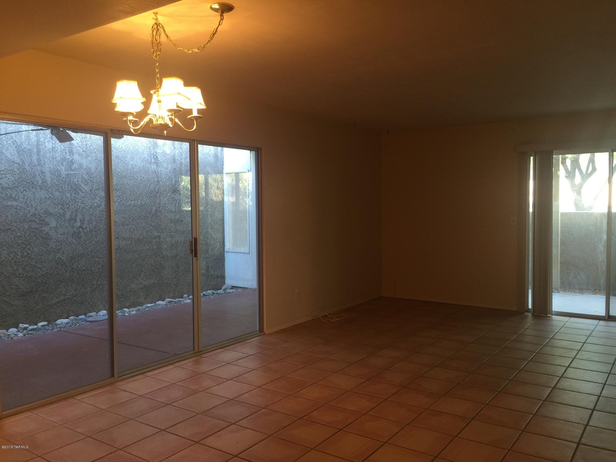 Riverbend - Sabino Canyon Road  (1-97) - Residential Lease