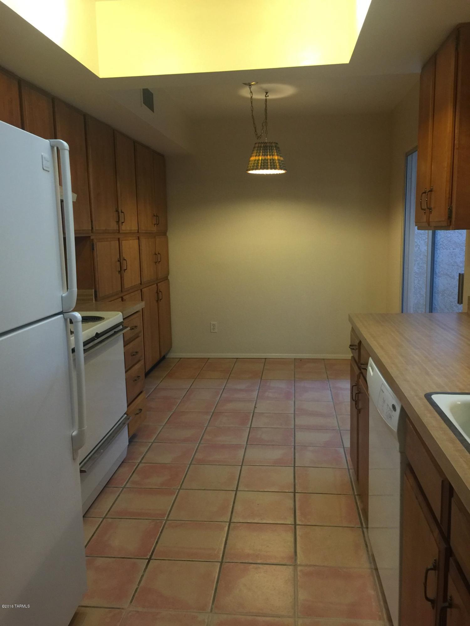 Riverbend - Sabino Canyon Road  (1-97) - Residential Lease