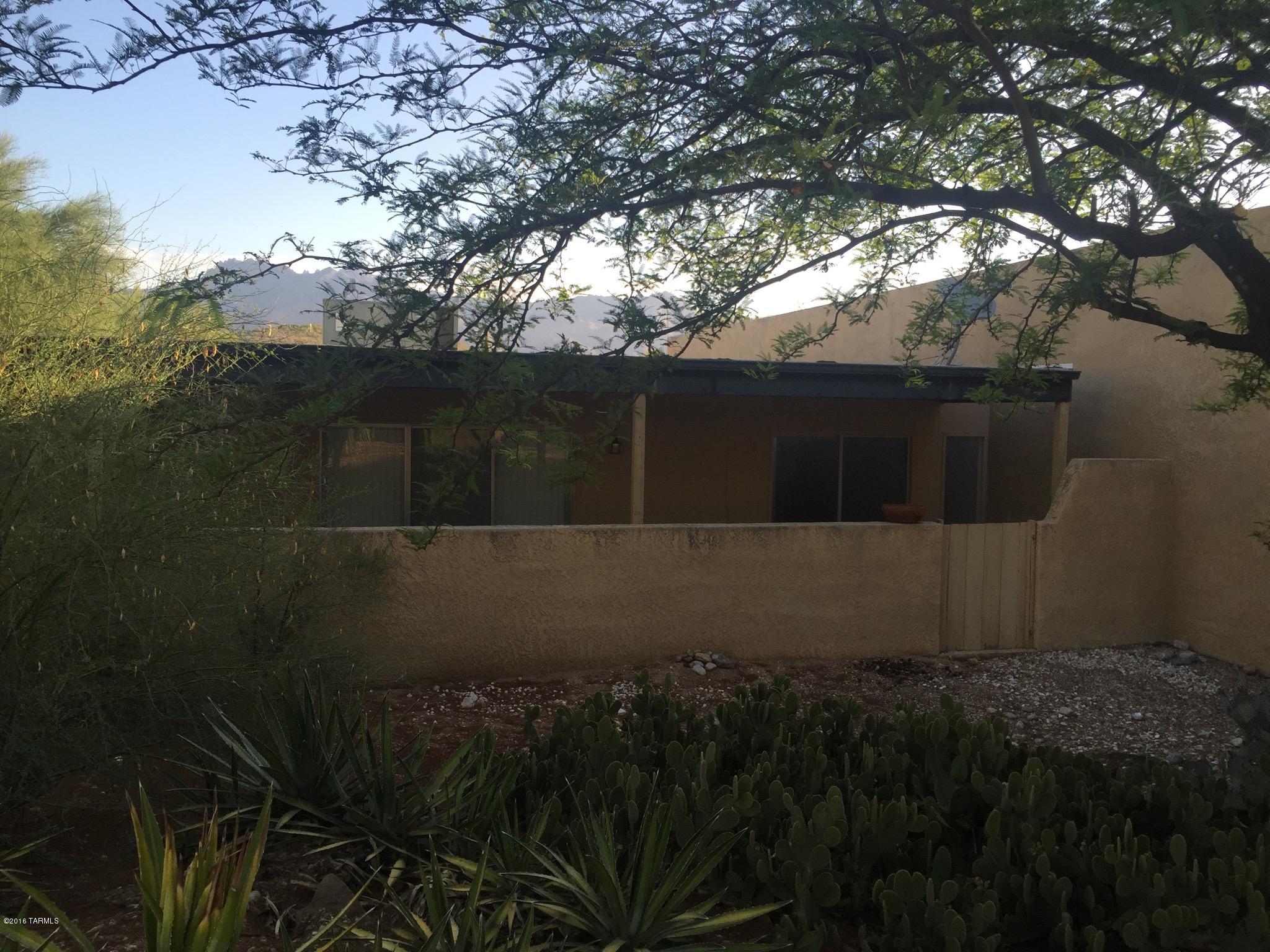 Riverbend - Sabino Canyon Road  (1-97) - Residential Lease