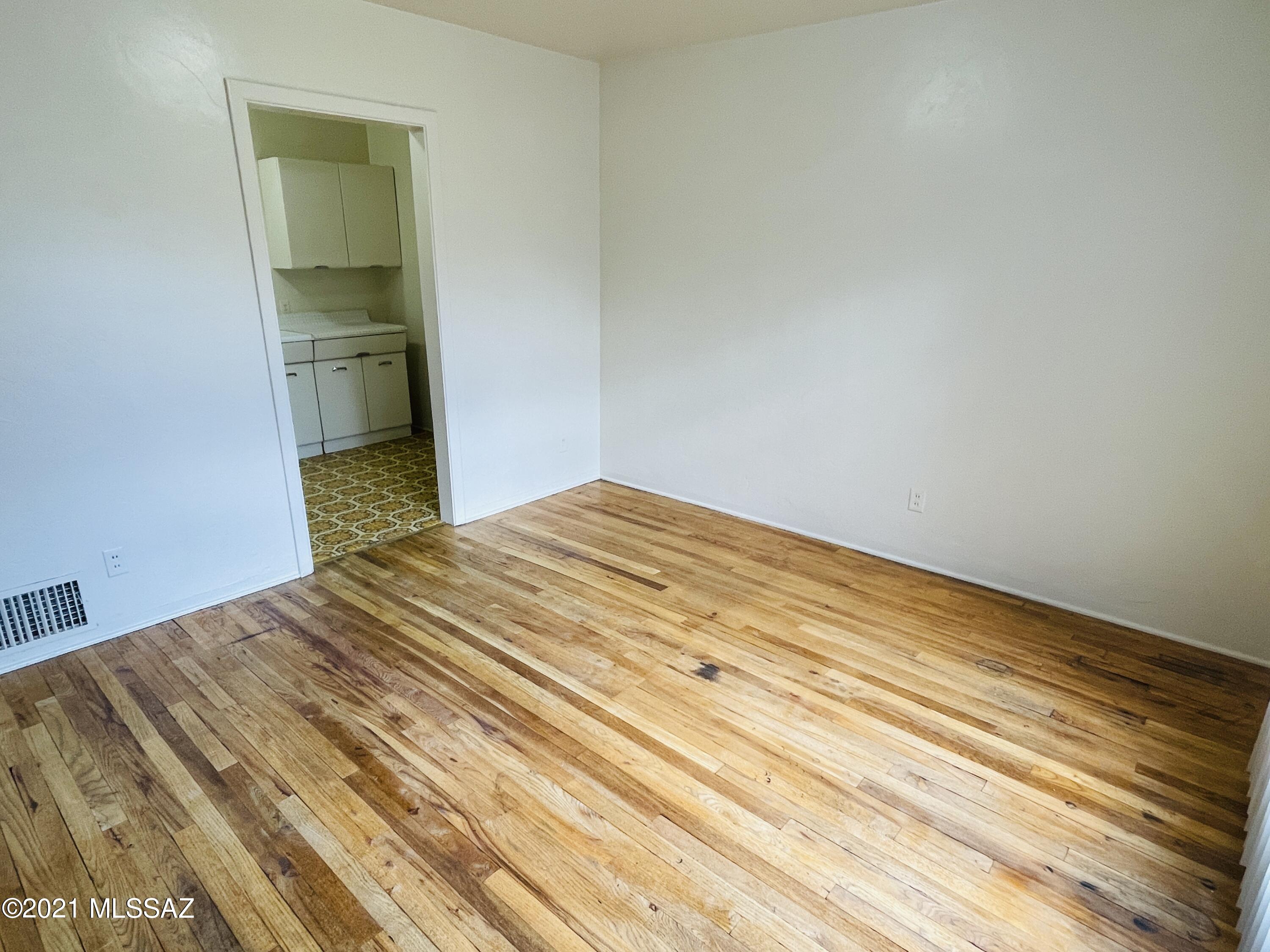 Virginia Heights - Residential Lease