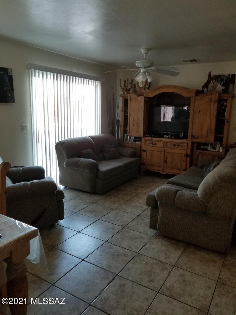 Rio Rico Villas 14 - Residential