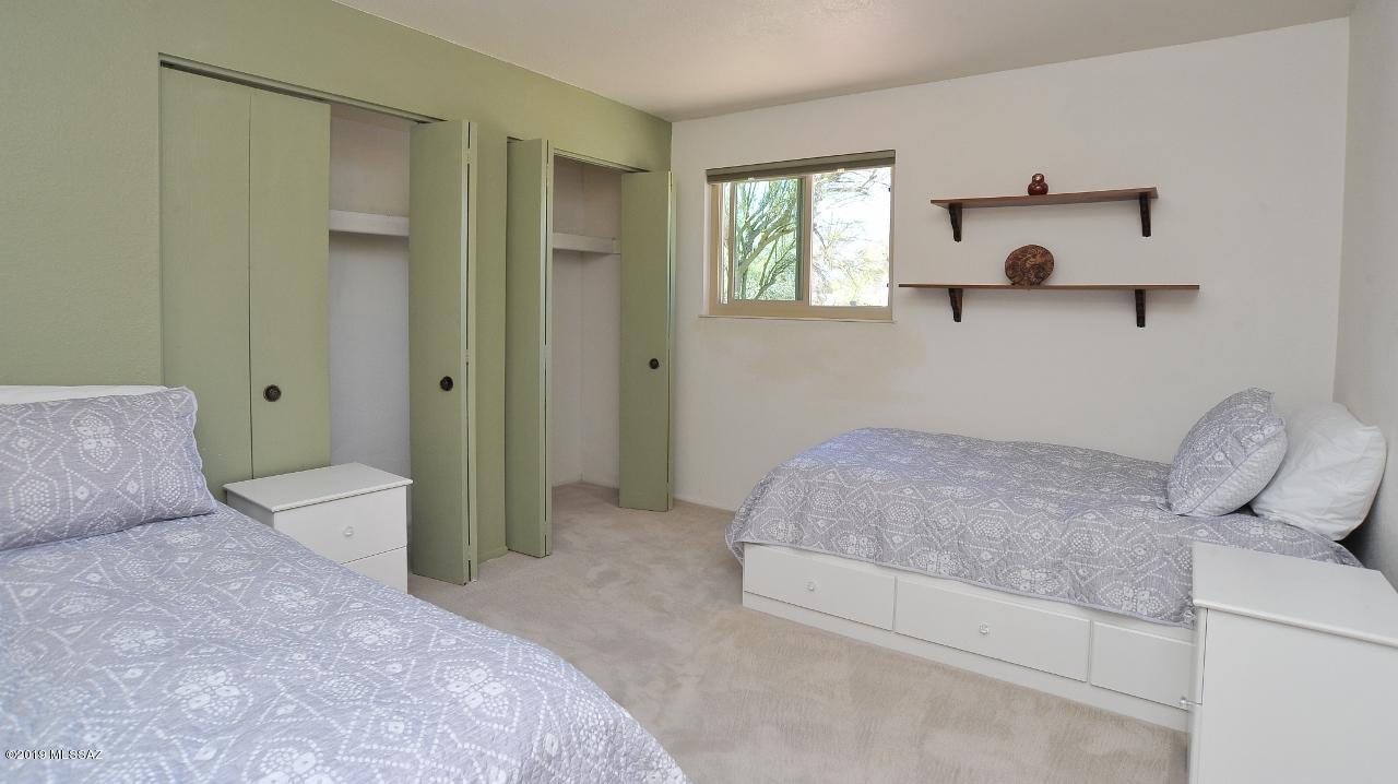 Sahara Palms Resub - Residential