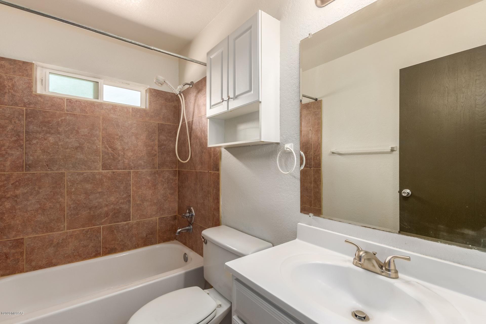 Valle Cereza (1-59) - Residential