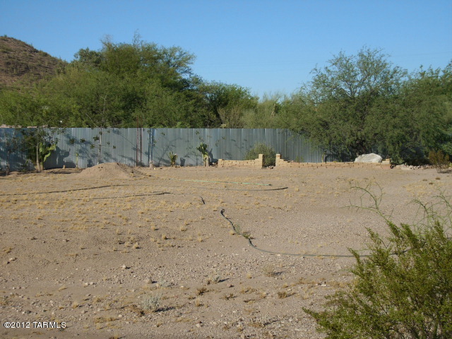 Vista Del Pueblo - Land