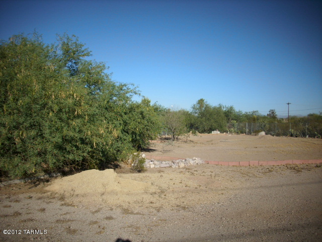 Vista Del Pueblo - Land