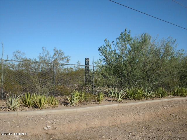 Vista Del Pueblo - Land