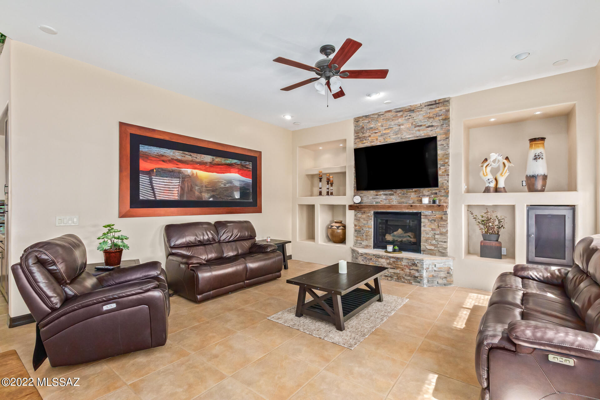 Rancho Del Lago (541-607) - Residential
