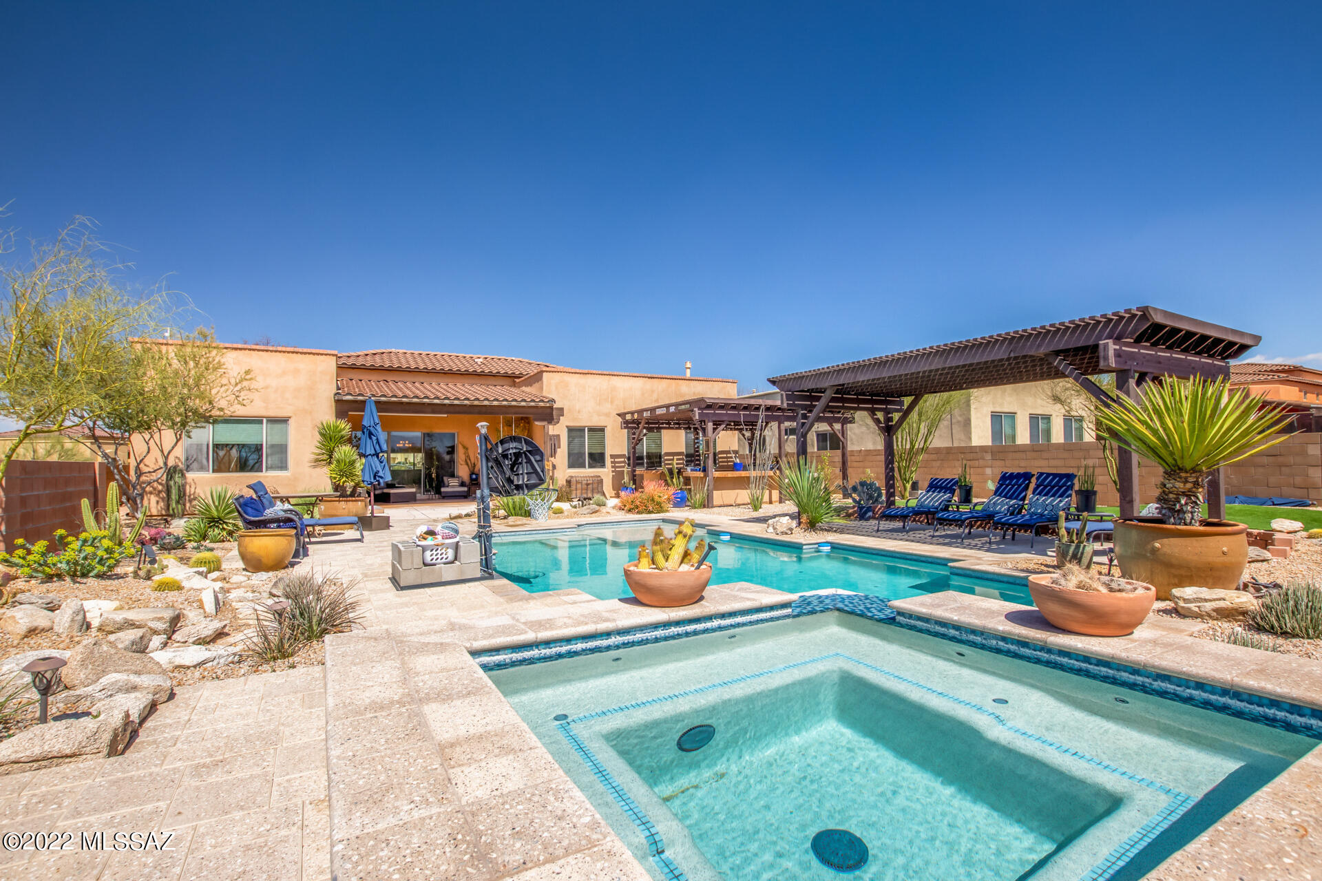 Rancho Del Lago (541-607) - Residential