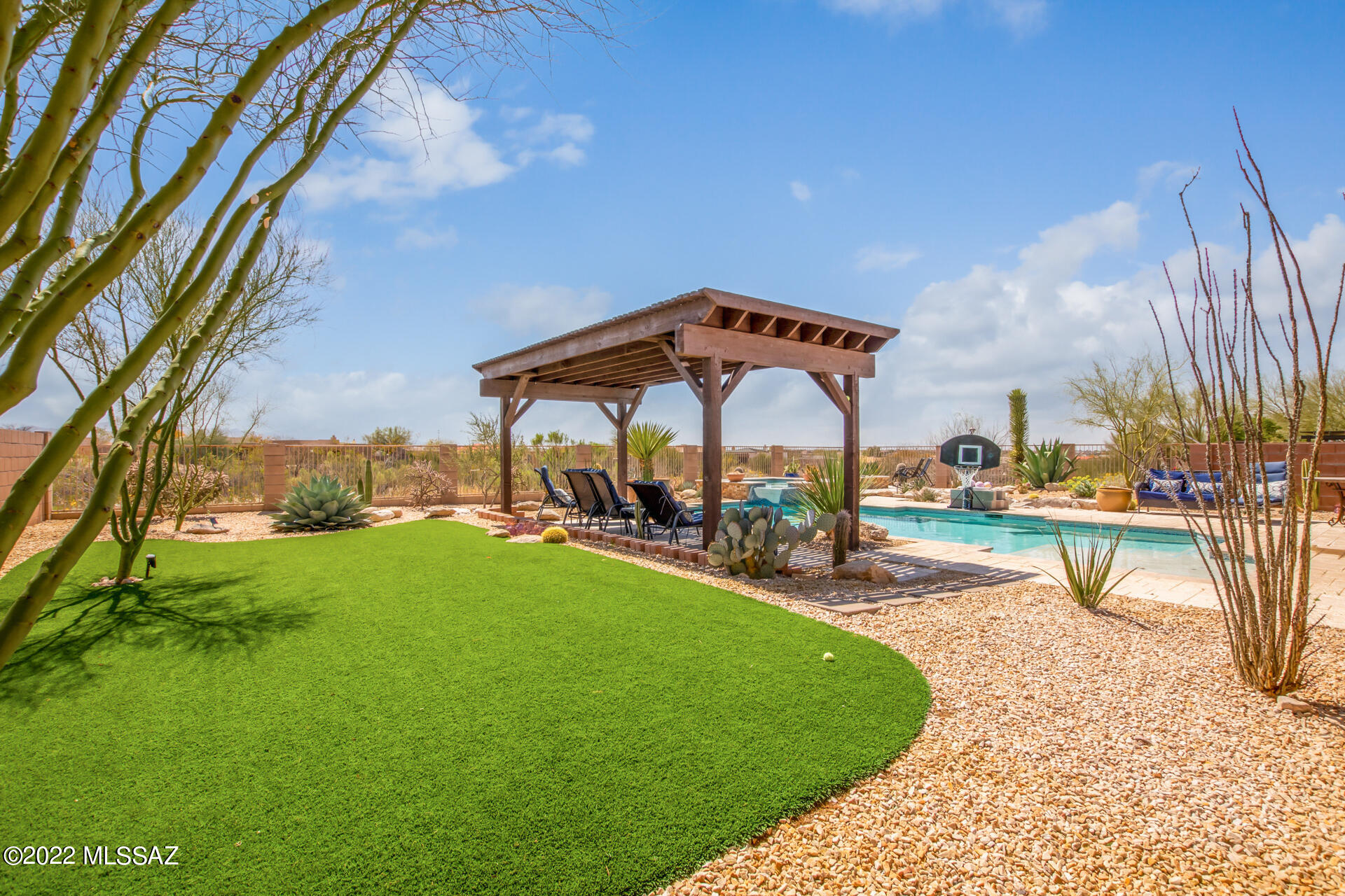 Rancho Del Lago (541-607) - Residential
