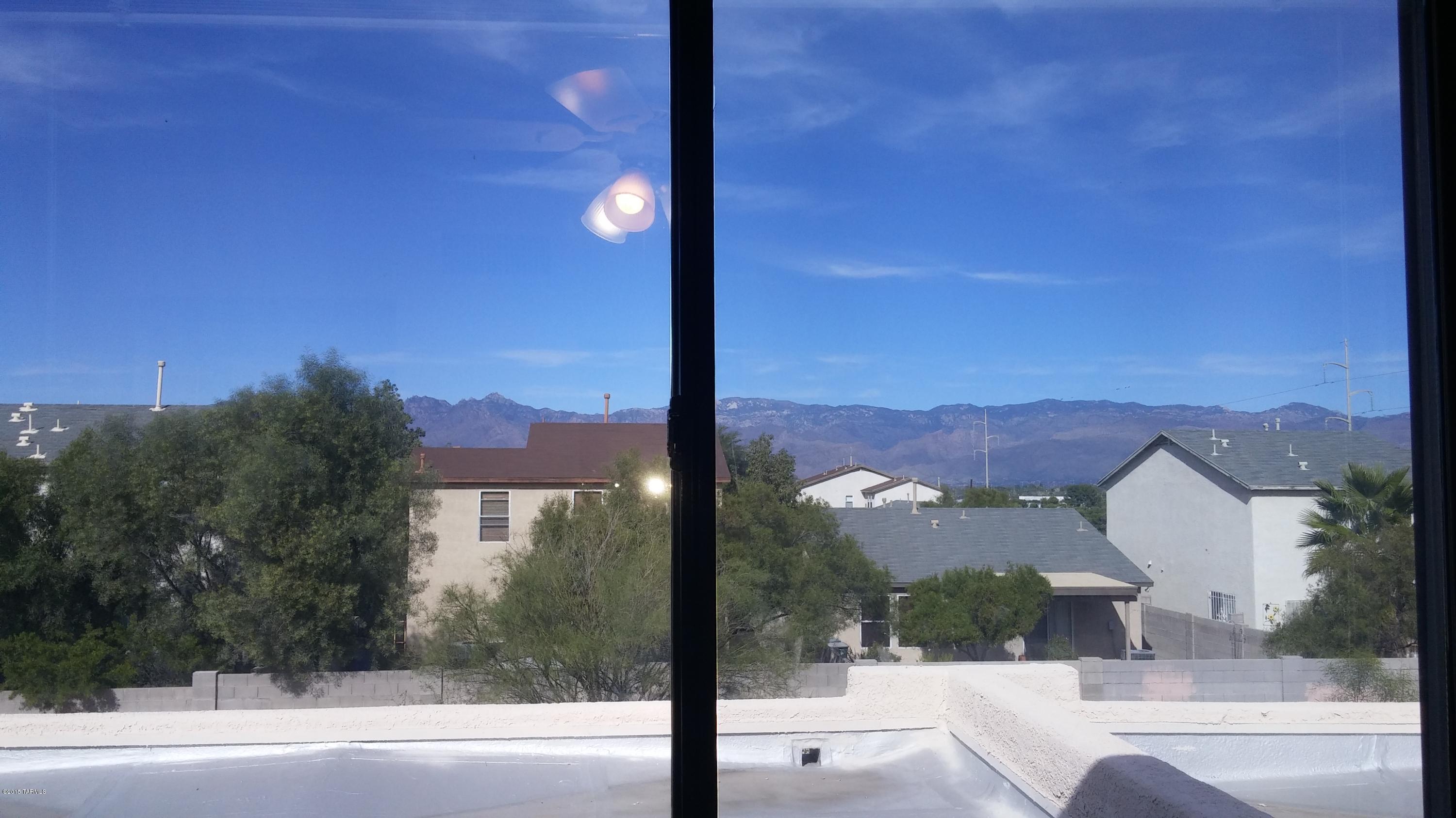 Le Mirador Twnhms (1-50) - Residential