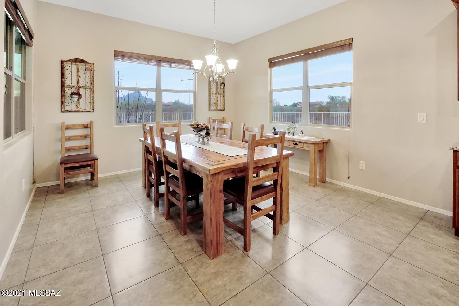 Silverbell West R-10 SQ20140800103 - Residential